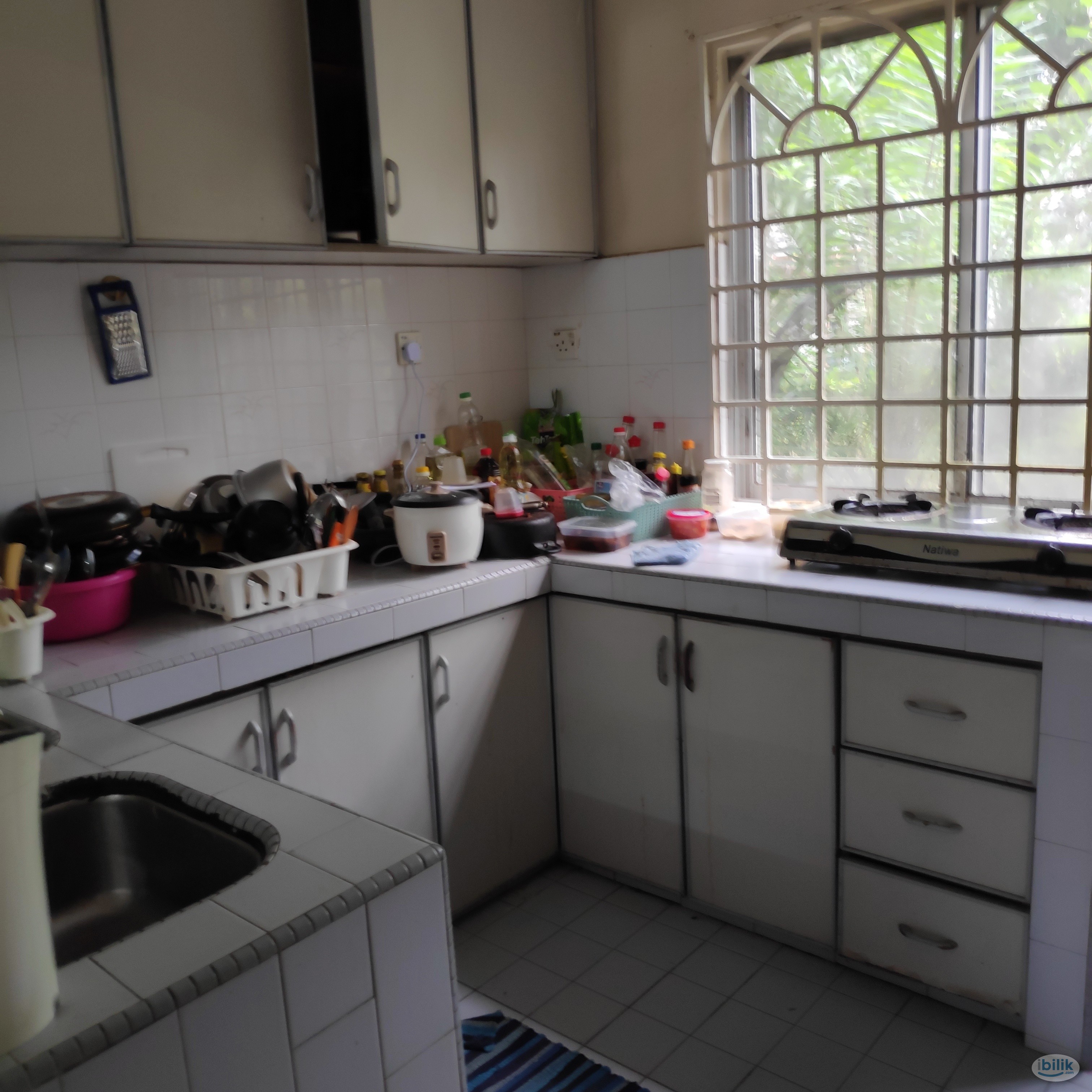 Master Room ( attached Bathroom)  at PJS 9, Bandar Sunway - Image 5