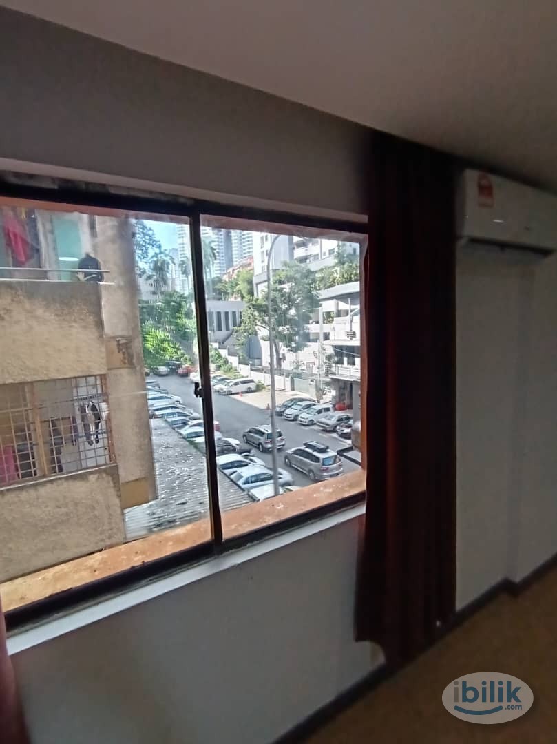 Move In Immediately ❗ Master Room for Rent attach Private Toilet near Times Square - Image 4
