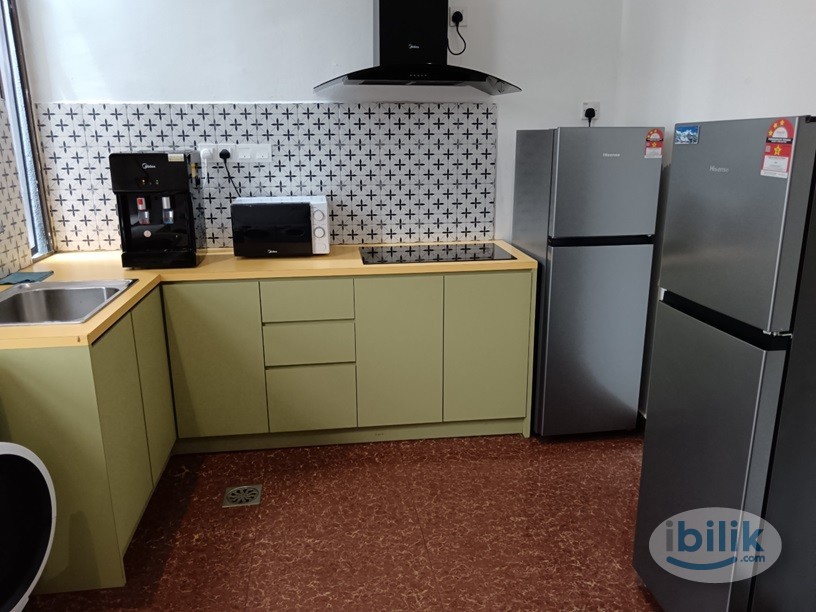 Zero Deposit !! Master Room with Private Bathroom - Image 3
