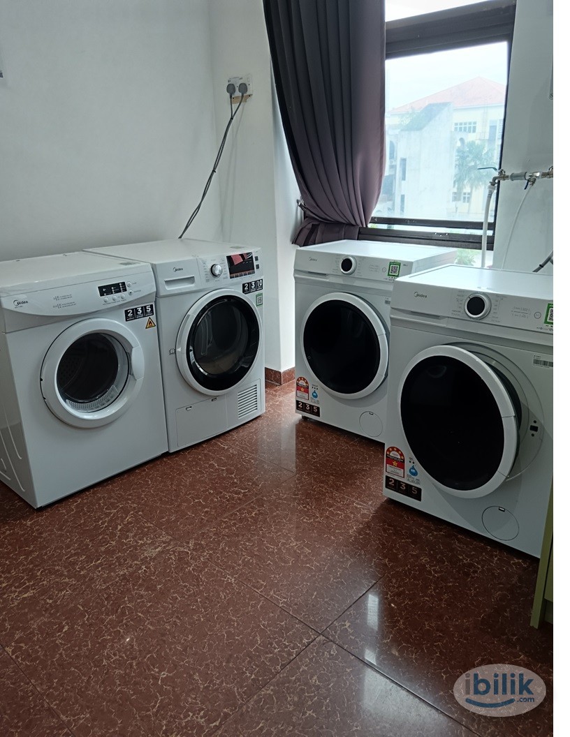 Zero Deposit !! Master Room with Private Bathroom - Image 4
