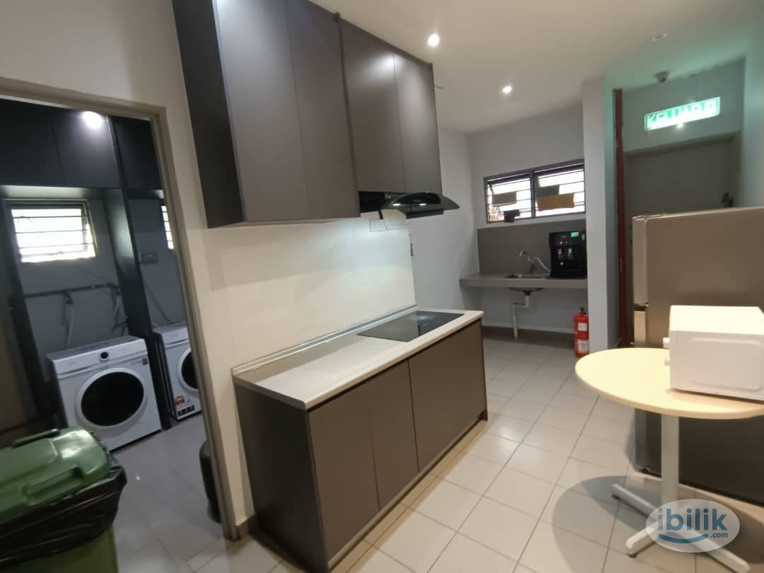 🏘️Co-Living Room with Zero Deposit @ UPAC Jalan Lapangan Permai, Off Jalan Sungai Besi - Image 4