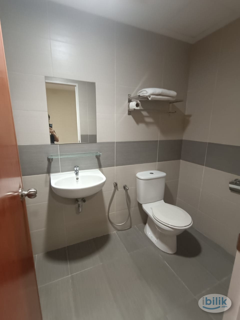 Master Room at SS6, Kelana Jaya - Image 4