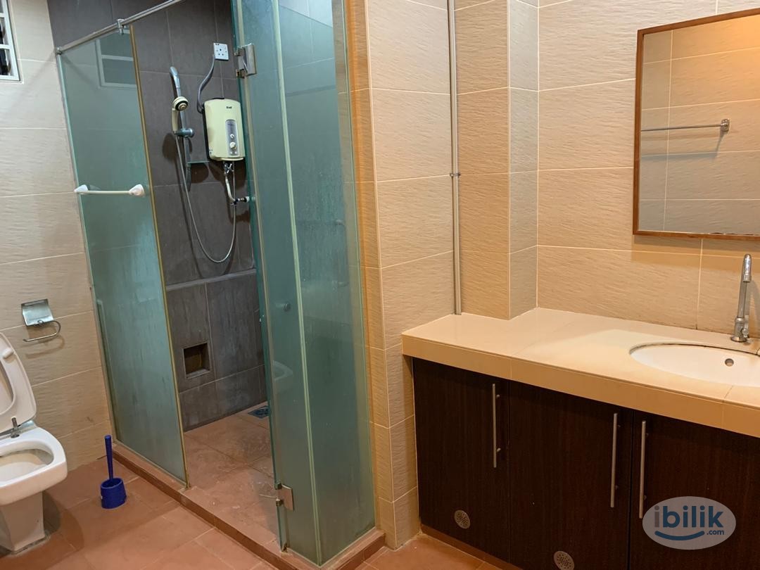 Master Room at Subang Jaya, Selangor - Image 3