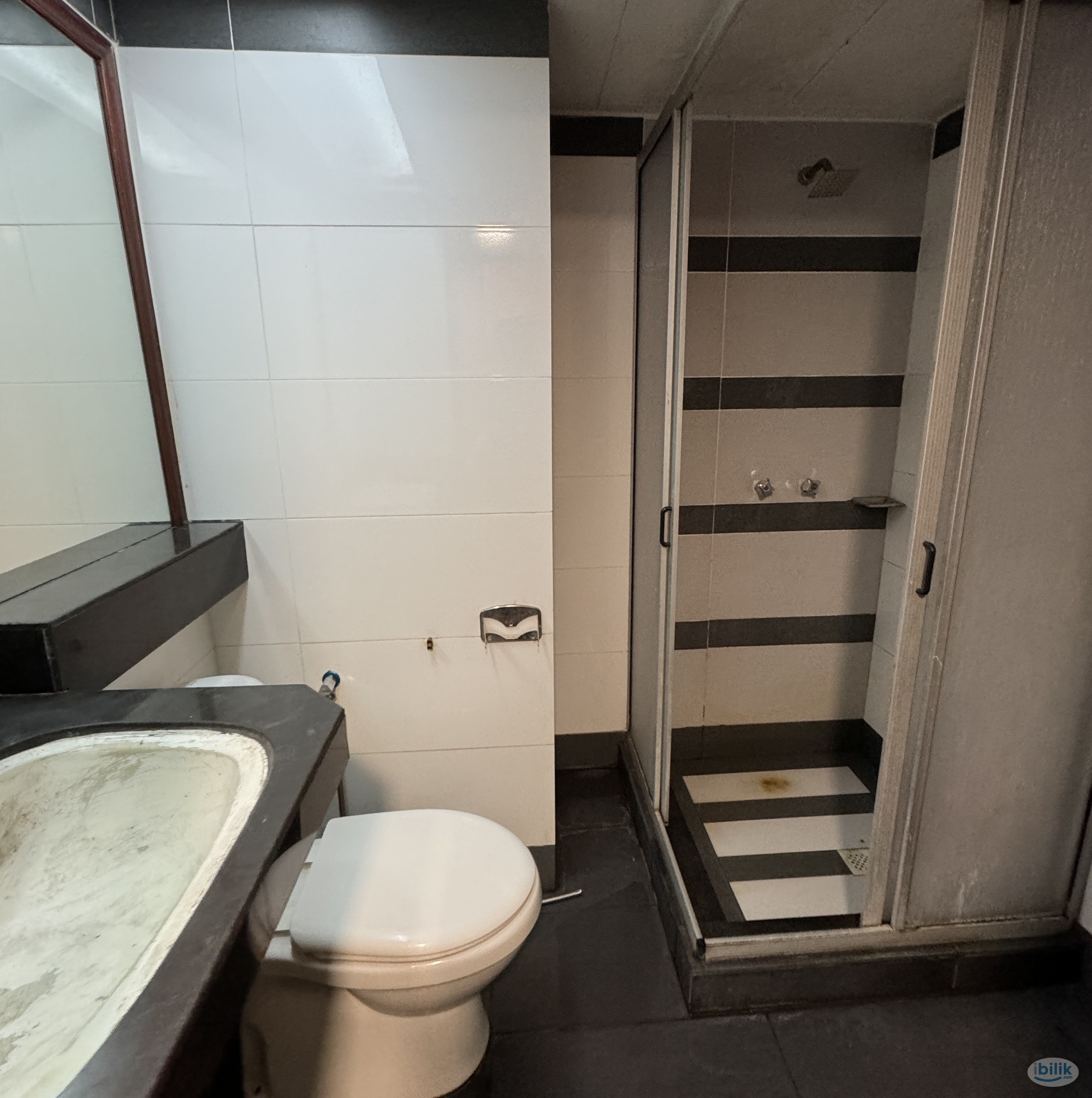 Nearby Hospital Kuala Lumpur ❗❗Master Room with Private Bathroom at Chow Kit🌈 3 Mins walk to Monorail Chow Kit - Image 4