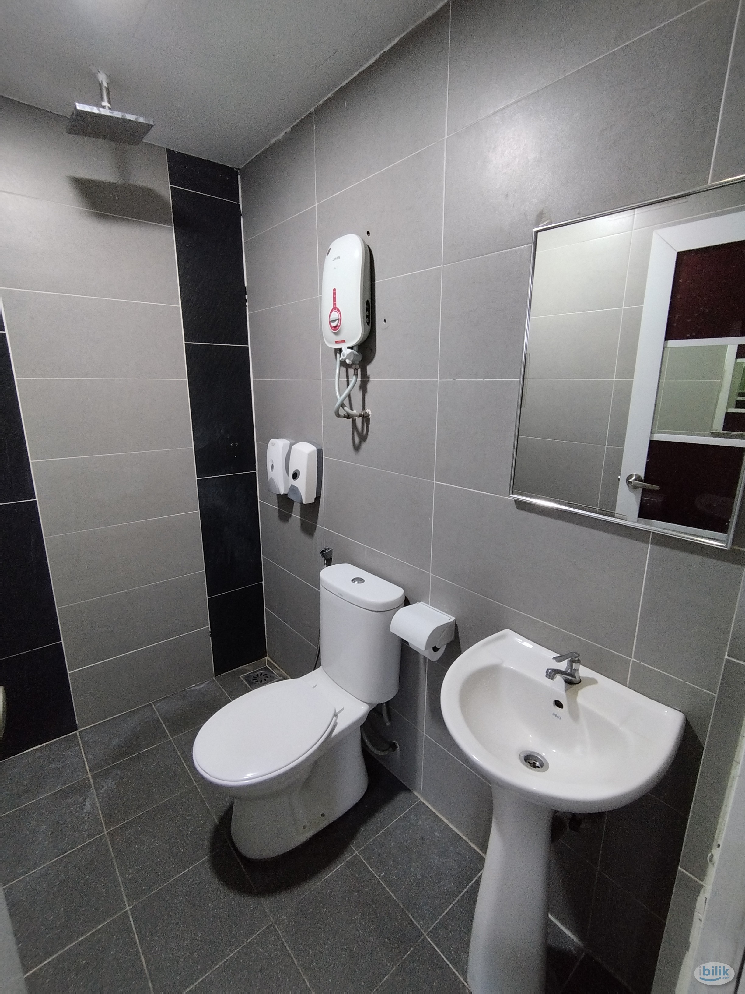 Co Living SS2 hotel room for rent with private bathroom🏡 - Image 3