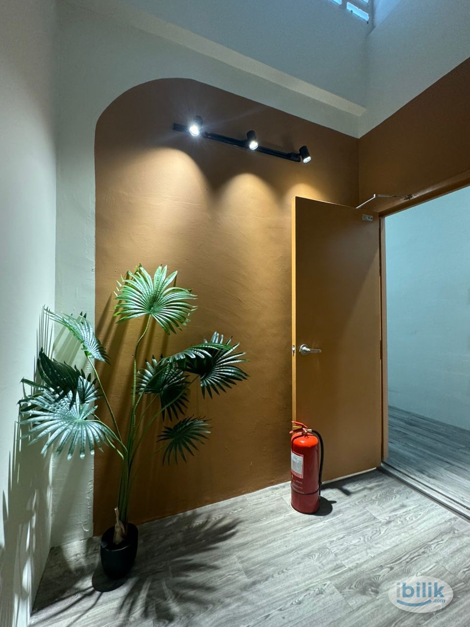 😱ZERO DEPOSIT😱 fully furnished Dragon in Hotel @ Taman Maluri WALKING DISTANCE🎈  [AEON TAMAN MALURI] - Image 3