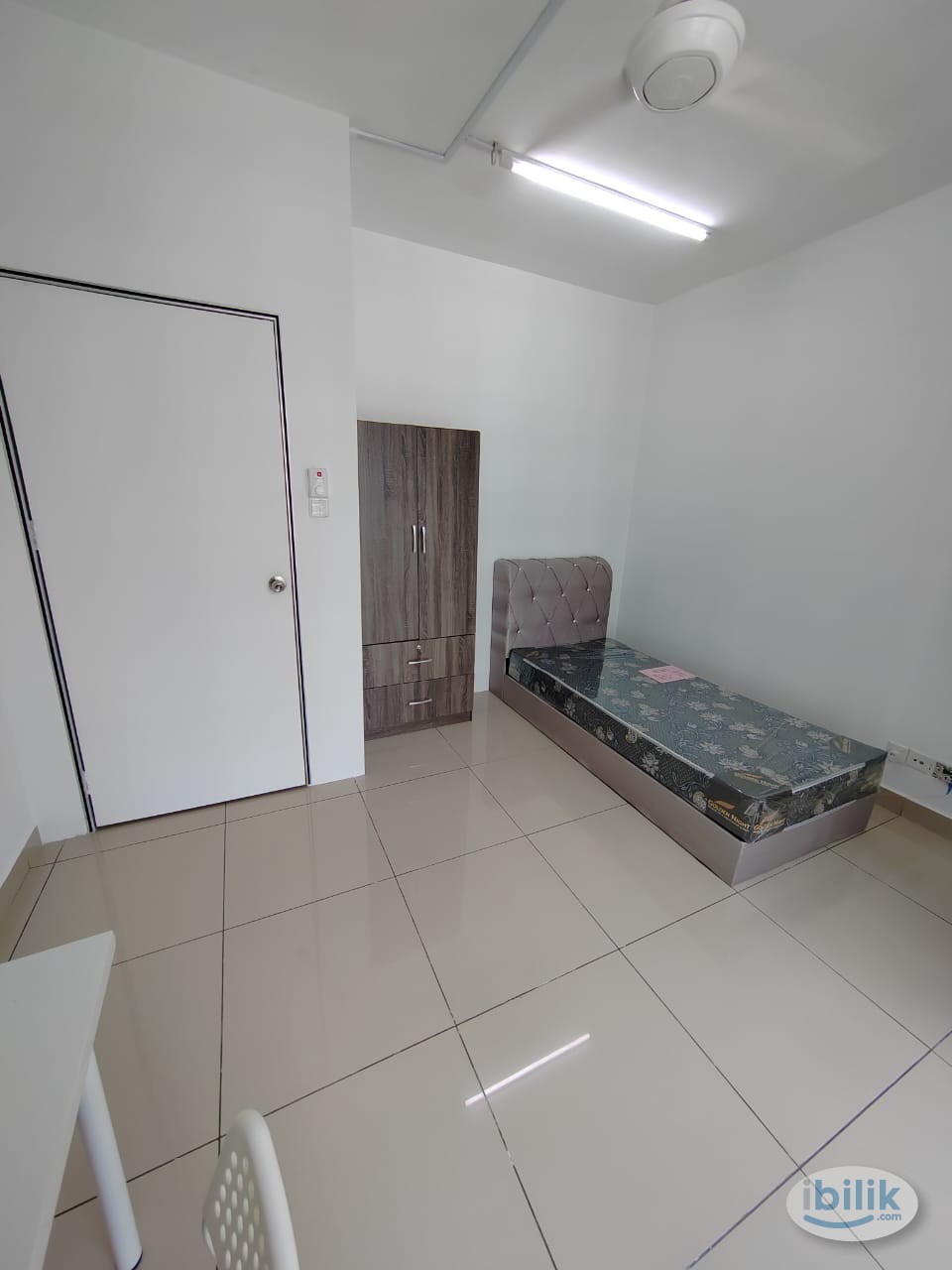 [PRIVATE BALCONY] Medium Room at Pacific Place, Ara Damansara - Image 2