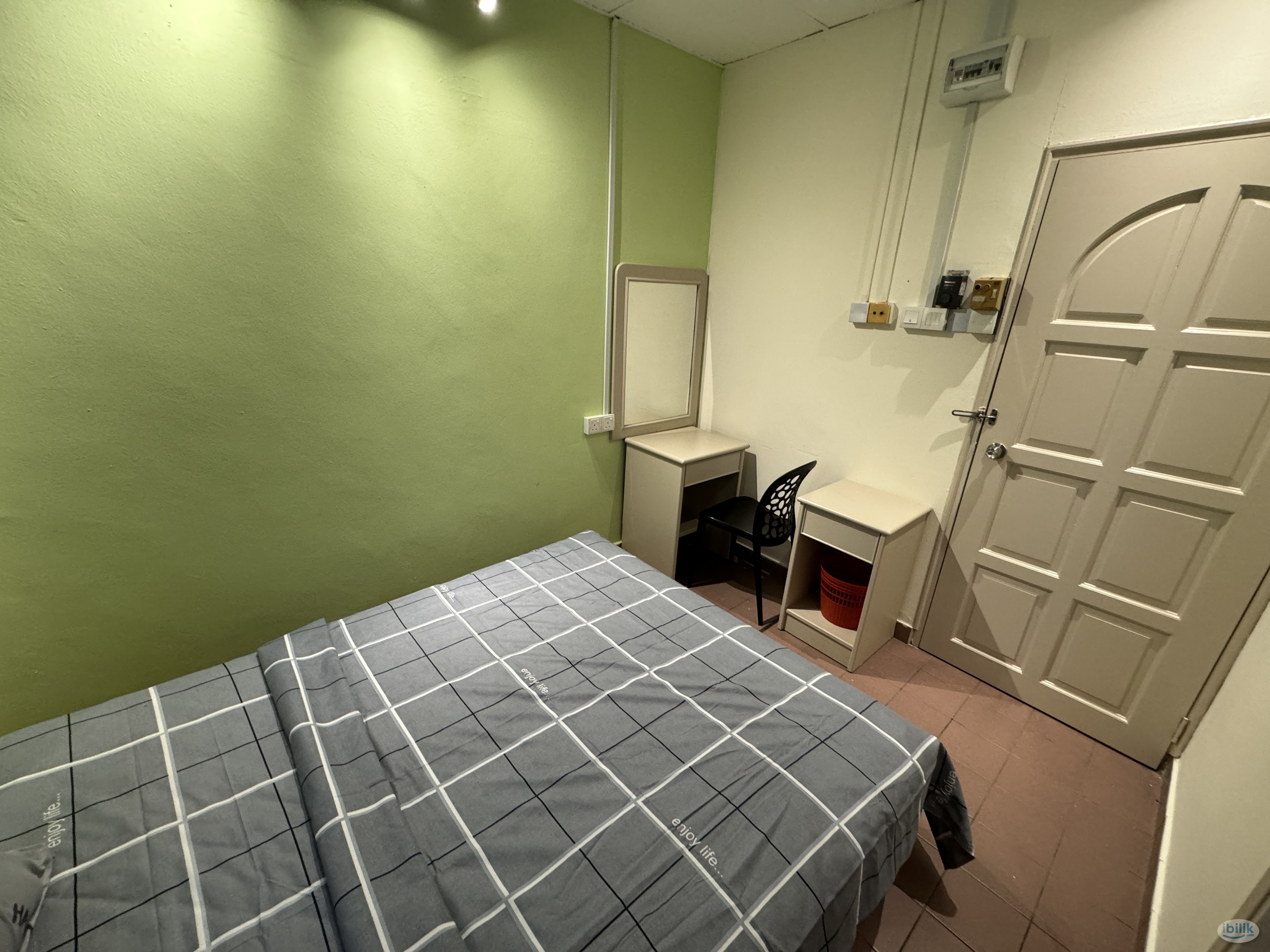 LOW DEPOSIT PROMO ⭐ 5 mins walk to Tunku Azizah Hospital 🛏️ Master Room with Private Bathroom at Chow Kit 🔥 - Image 2