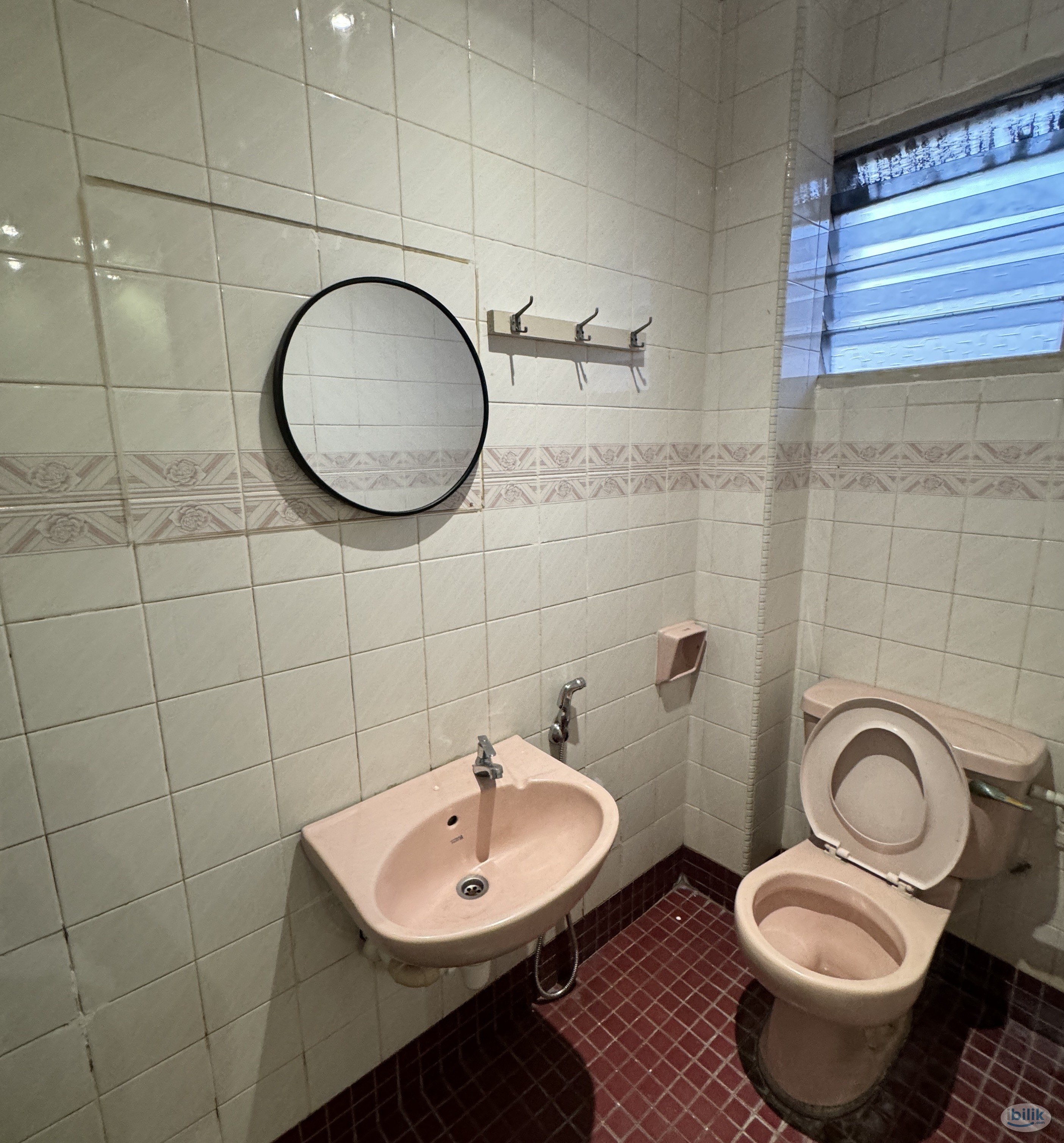 🔥5 mins walk to Monorail Chow Kit 🔥 Master Room with Private Bathroom at Chow Kit, KL City Centre🛏️4 Stations to Bukit B - Image 5