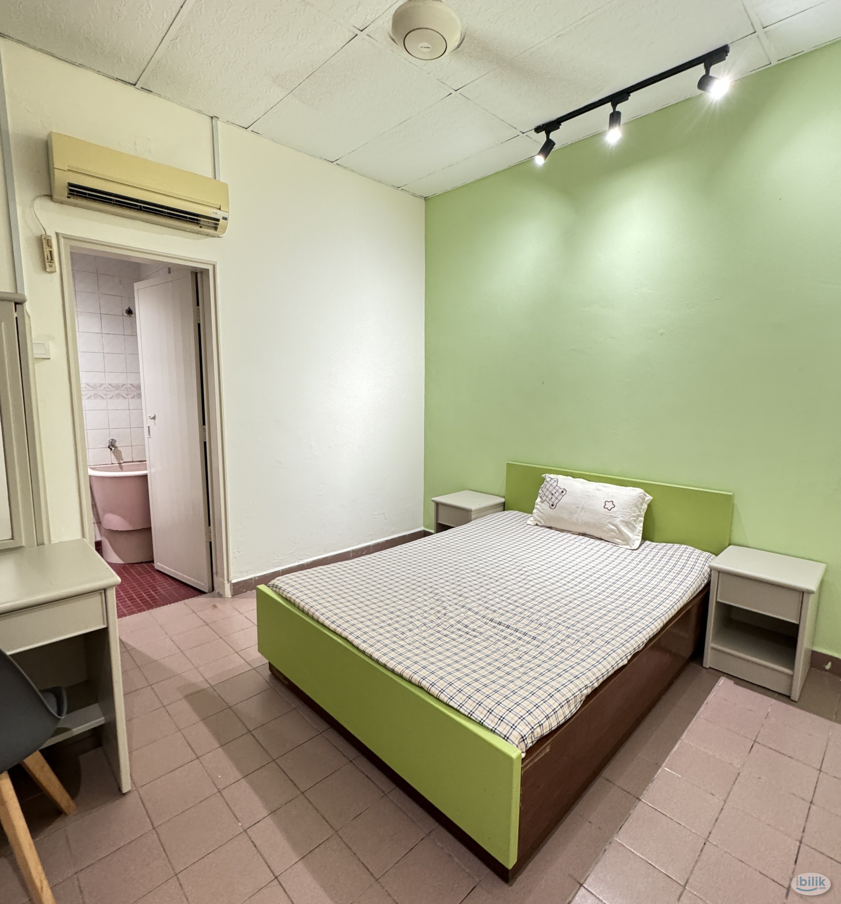 ❗LOW DEPOSIT❗Co Living Hotel Room with Private Bathroom at Chow Kit 🛏️Nearby Monorail Chow Kit, Hospital Kuala Lumpur, T - Image 2