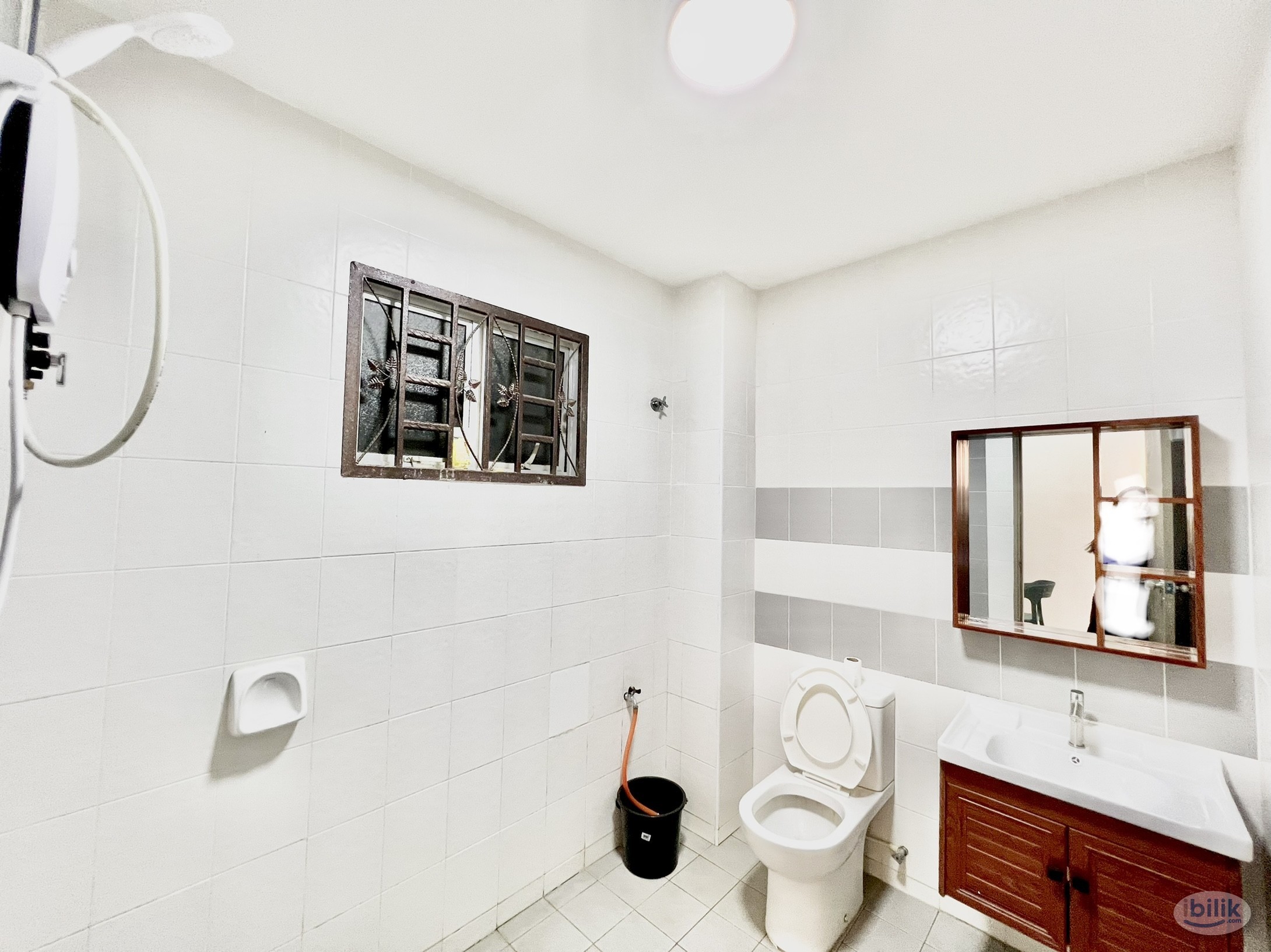 🏡☘️ Middle Bedroom Room For Rent SETIA ALAM✨DIRECT OWNER✨😍 - Image 4