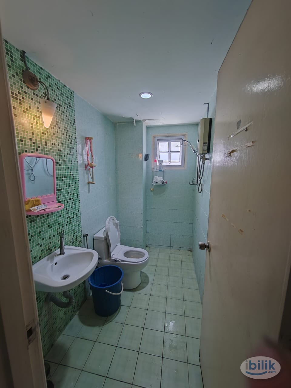 Single Room at Bukit Pandan 2, Pandan - Image 3