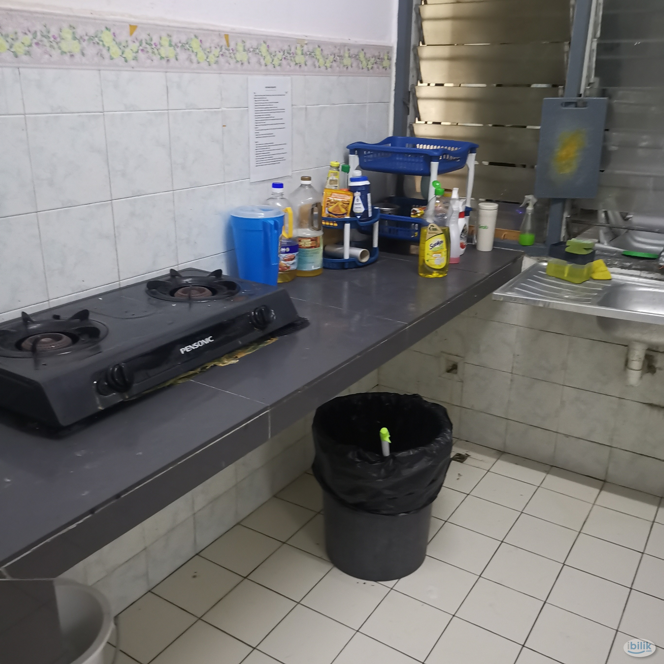 Master aircon room available for working couple - Image 5