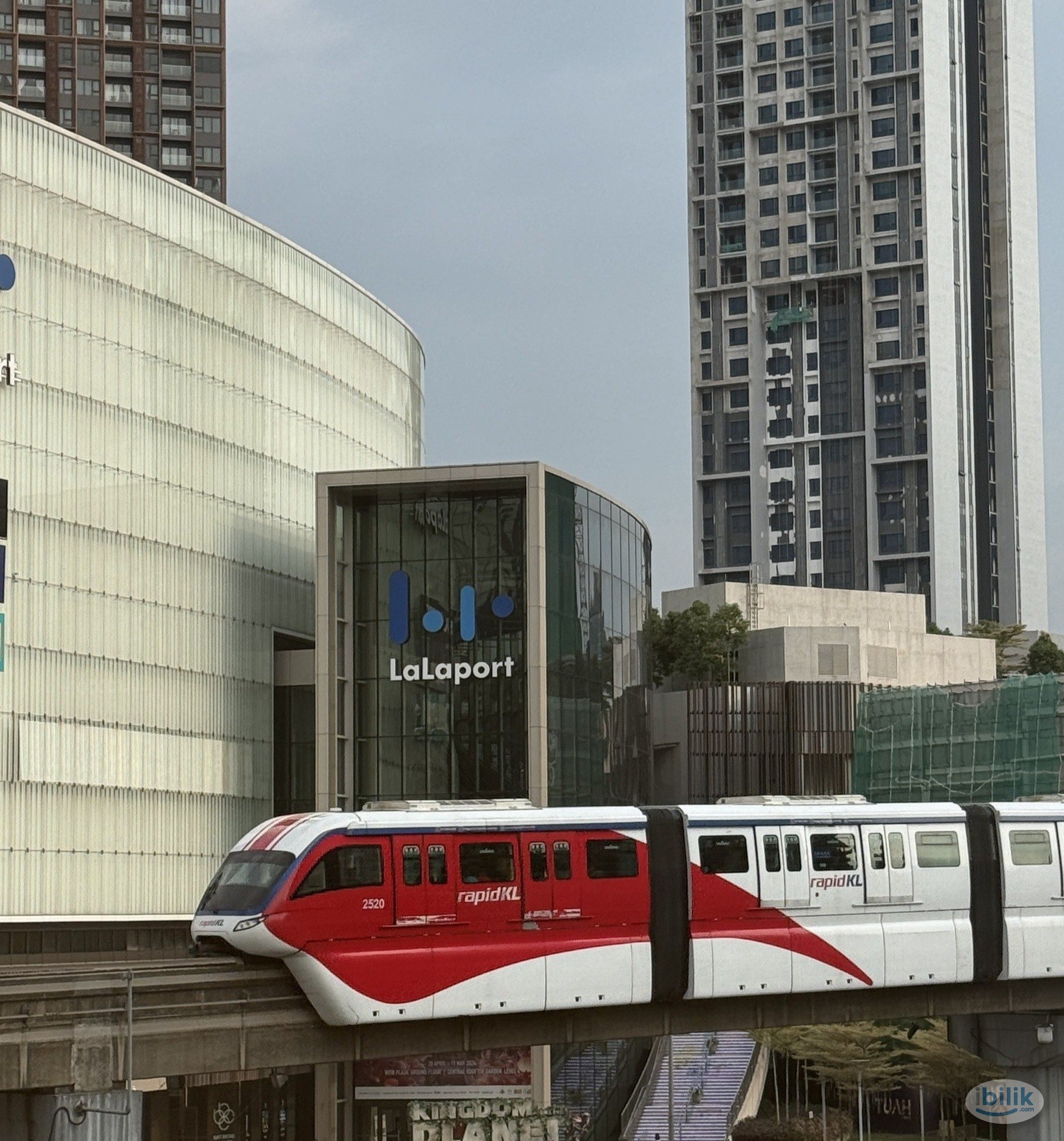 5 mins walk to Berjaya Times Square🔥Co Living Hotel Room at Bukit Bintang, KL City Centre🚆2 mins walk to Monorail Imbi,  - Image 5