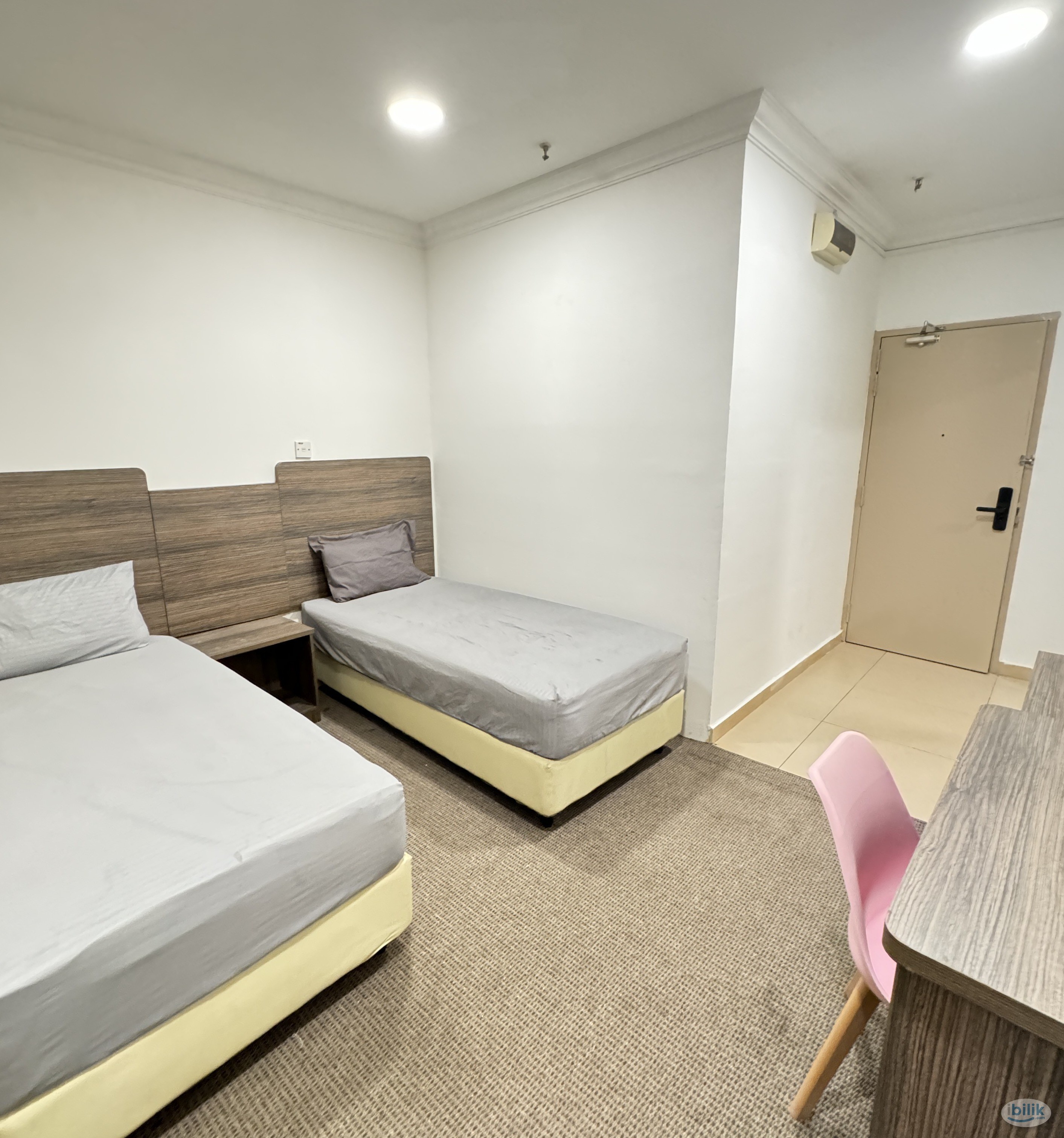 5 mins walk to Berjaya Times Square🔥Co Living Hotel Room at Bukit Bintang, KL City Centre🚆2 mins walk to Monorail Imbi,  - Image 1