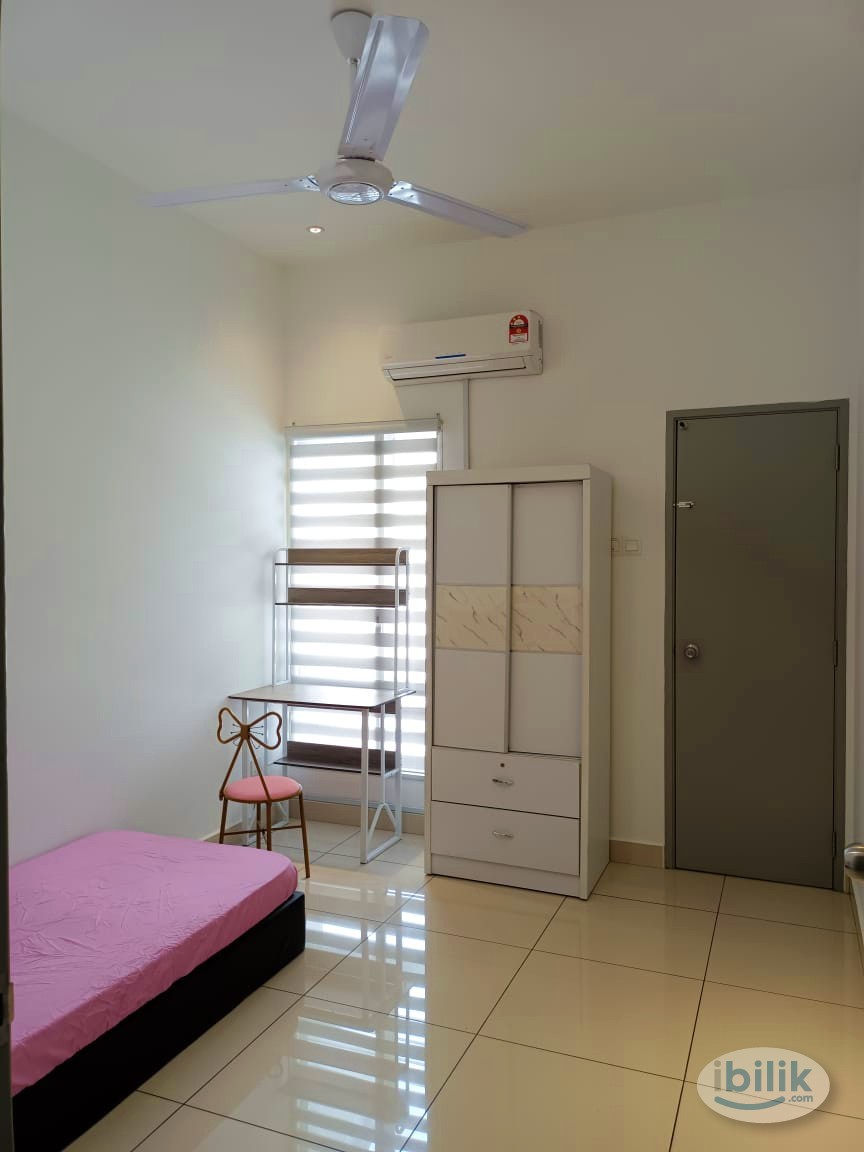 Single Room have Fully Furniture & Included Utility Bill & Unifi for Rent in Bandar Botanic Gated Guarded House - Image 2