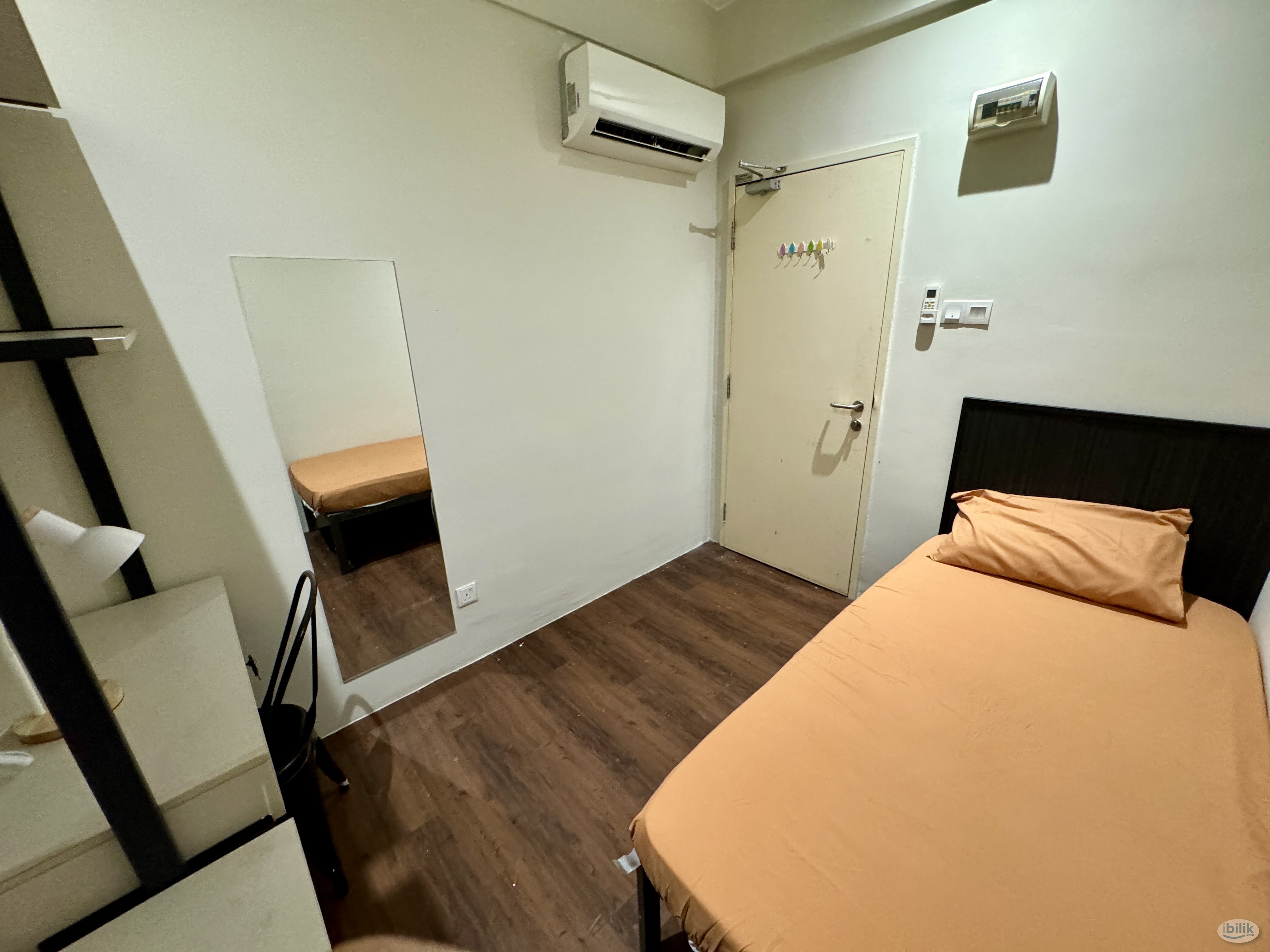 Newly Launched Co-Living Single Room with Aircond @ LRT USJ 21🔥All FEMALE unit Available❗Direct LRT Route to SS 15 Inti  - Image 1