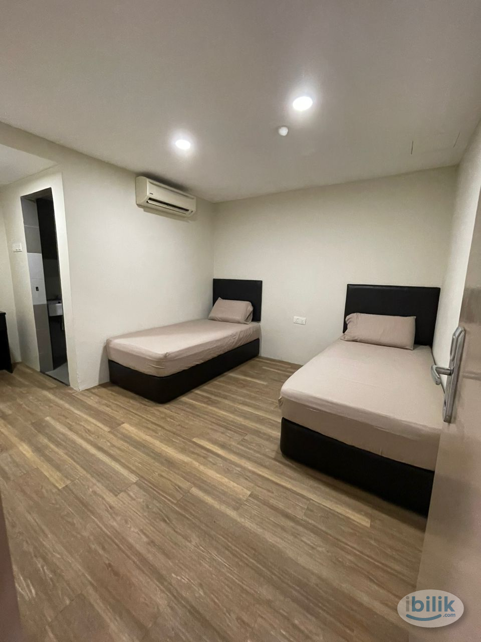 💥 LOW Deposit 💥 COMFORTABLE STAY @ KLANG CITY - Image 1