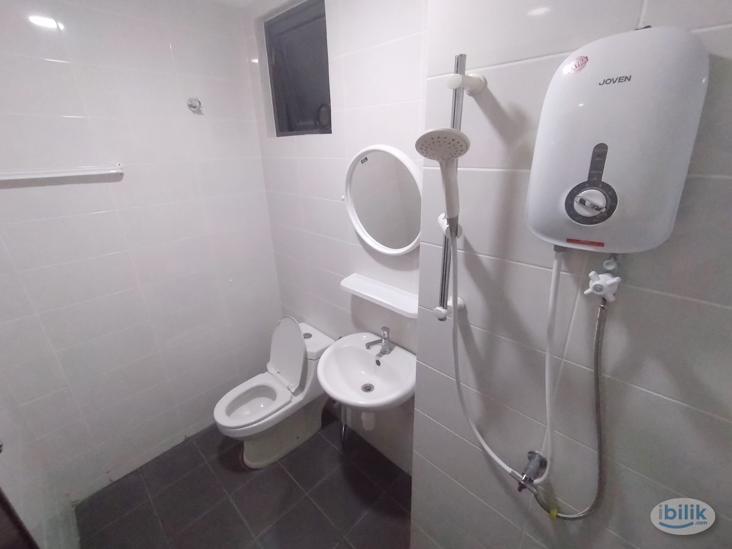 Landmark Residence, Bandar Mahkota Cheras (Fully Furnished Budget Room Nearby To MRT) - Image 3