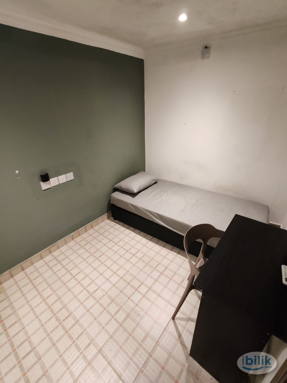 💥 Zero Deposit 💥 Private Room with Bsthroom 💥💥 Fast Move In - Image 1