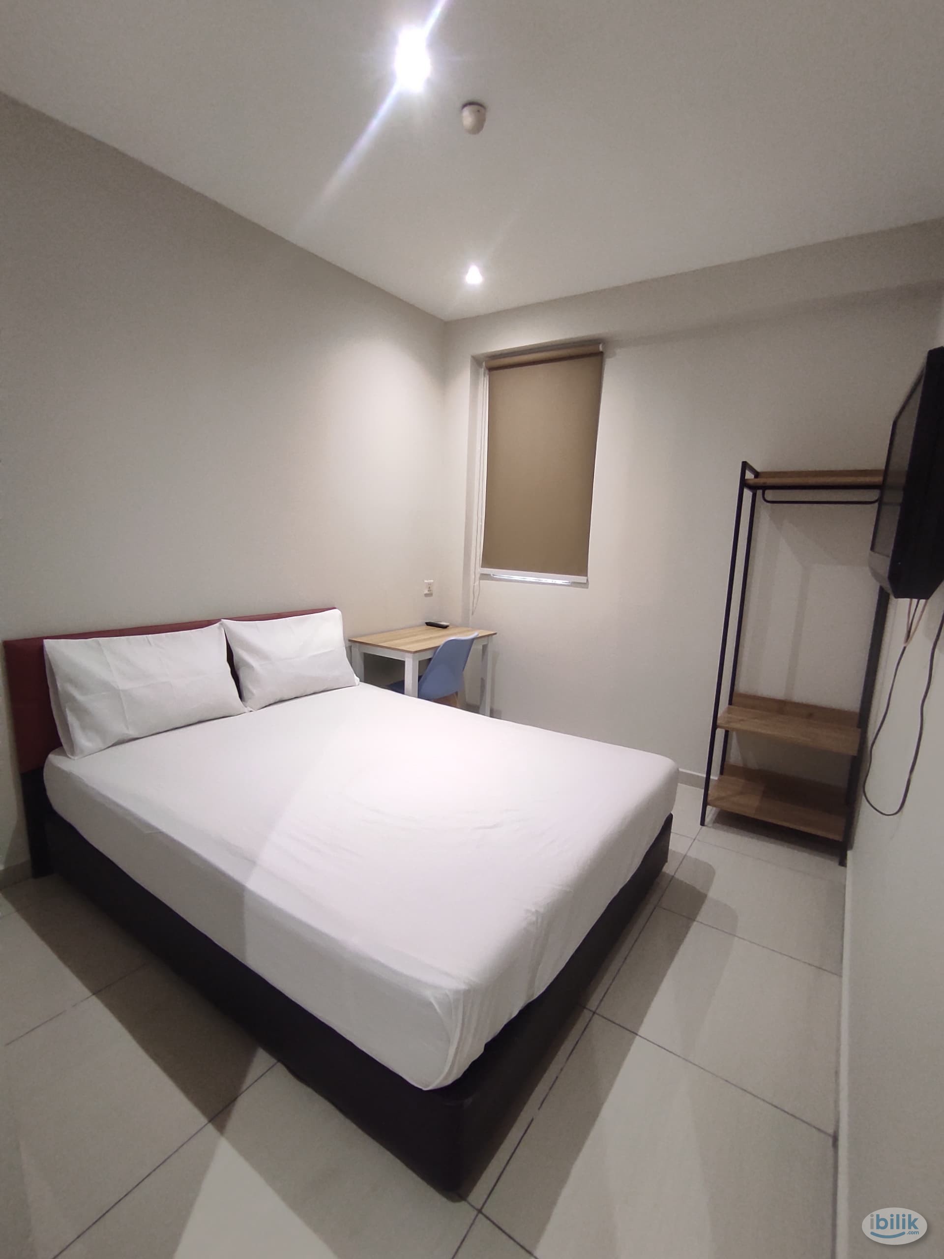 ❌Deposit❌Agent Fees❗❗❗Private Bathroom 🚽 Available Master Room at PJS8 with 6 mins 🚶‍♀️ to Mentari LRT Station - Image 1