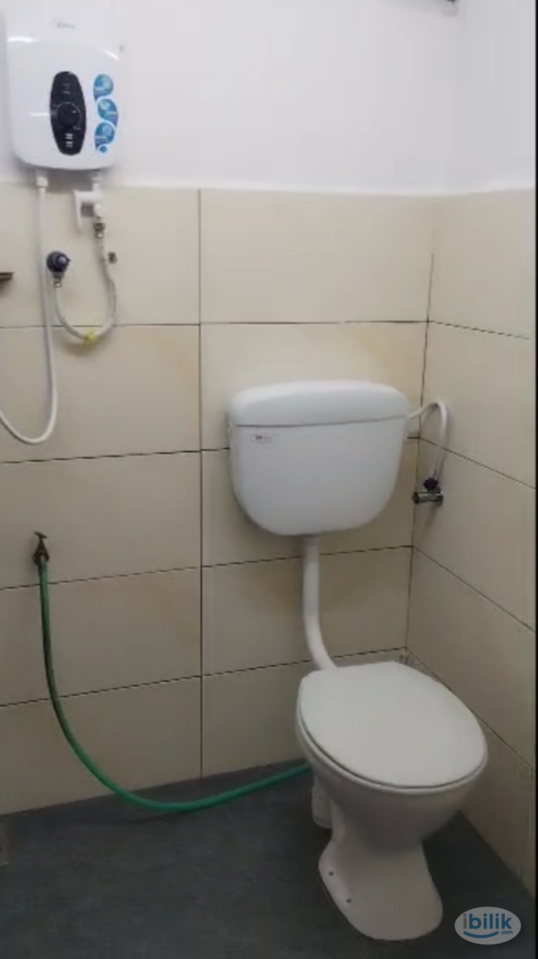 Single Room at Muar,near hospital Muar, Micron, St factory - Image 2