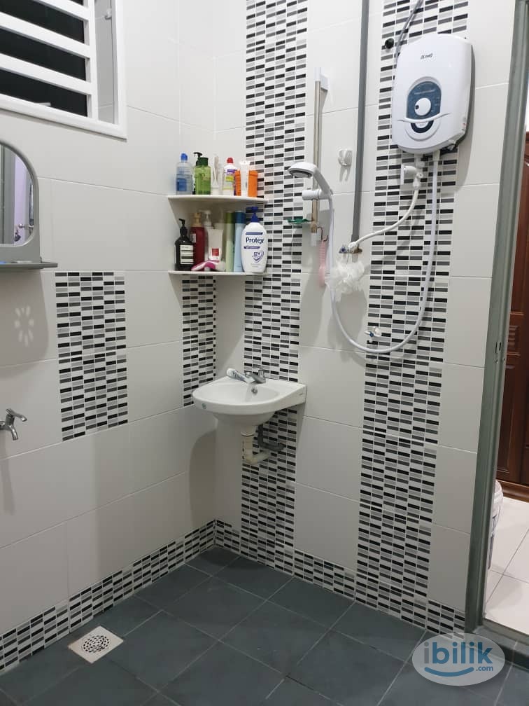 Fully Furnished Middle Room For Rent at Taiping, Perak - Image 4