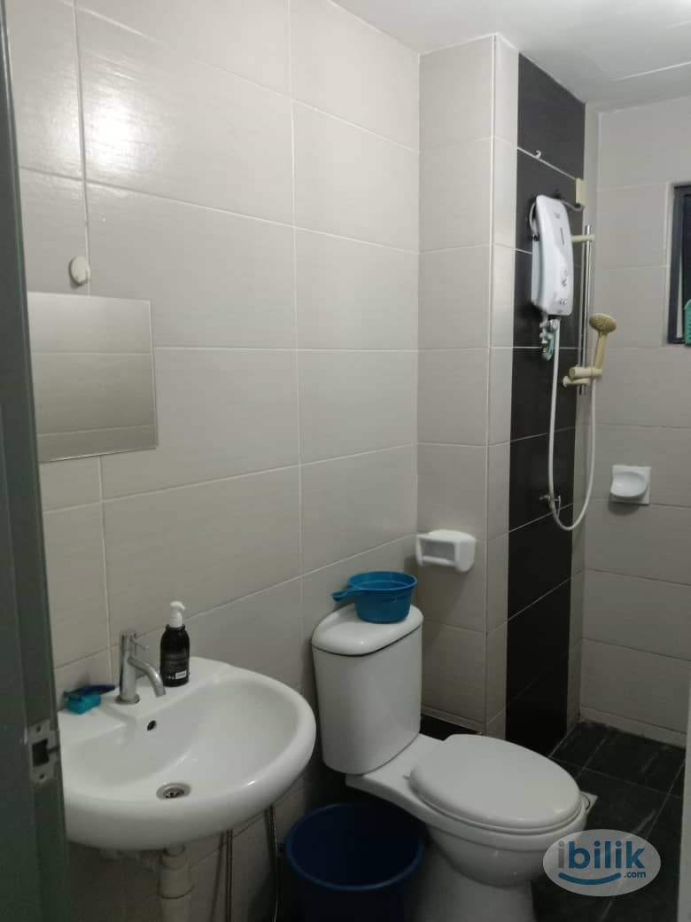 Middle Room at Amaya Maluri, Cheras - Image 2