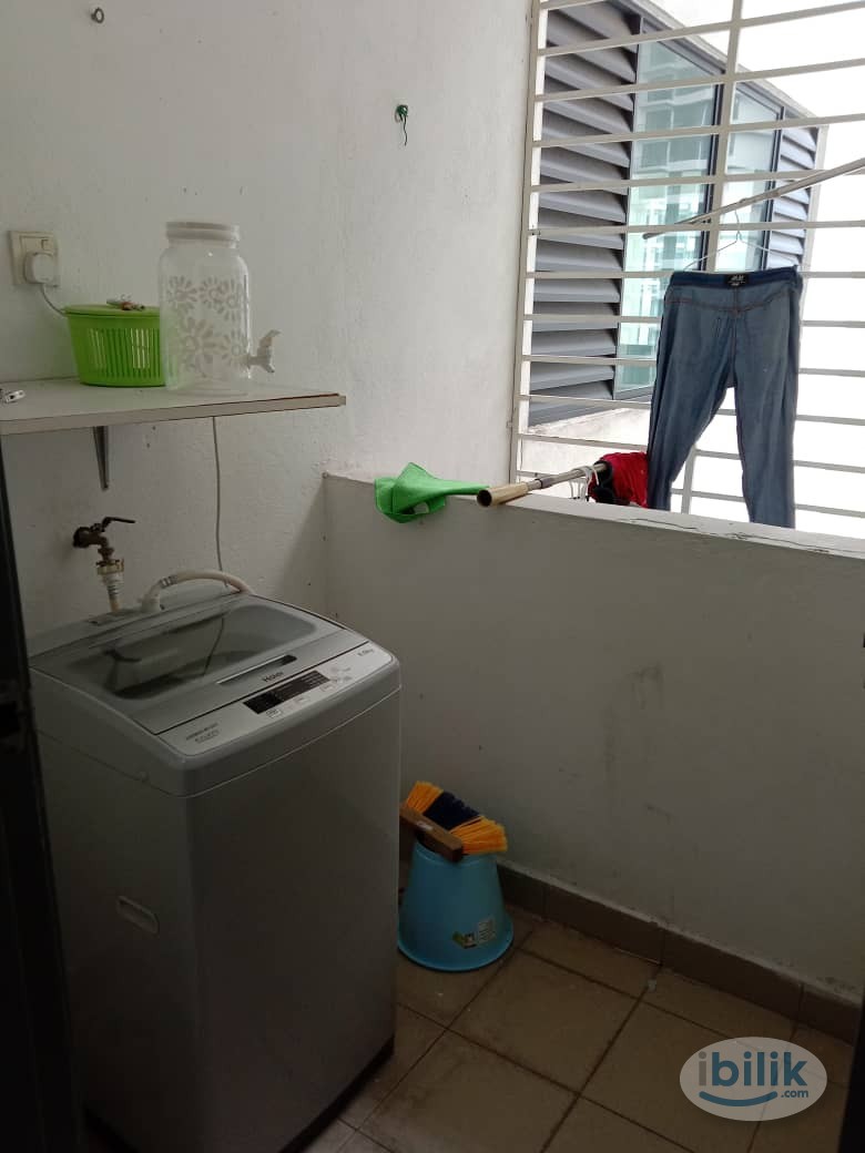 Middle Room at Amaya Maluri, Cheras - Image 5