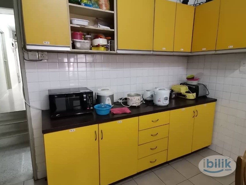 📣 Room for rent at SS15. 5 min Walking distance to LRT 🏘 - Image 3