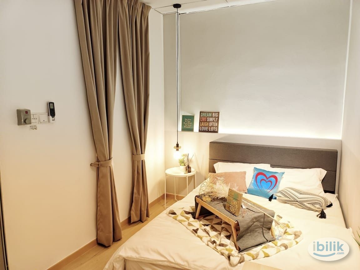 Middle Room c/w Private Bathroom & Fully Furniture & Included Utility Bill & Unifi for Rent in Bandar Botanic Gated - Gu - Image 3