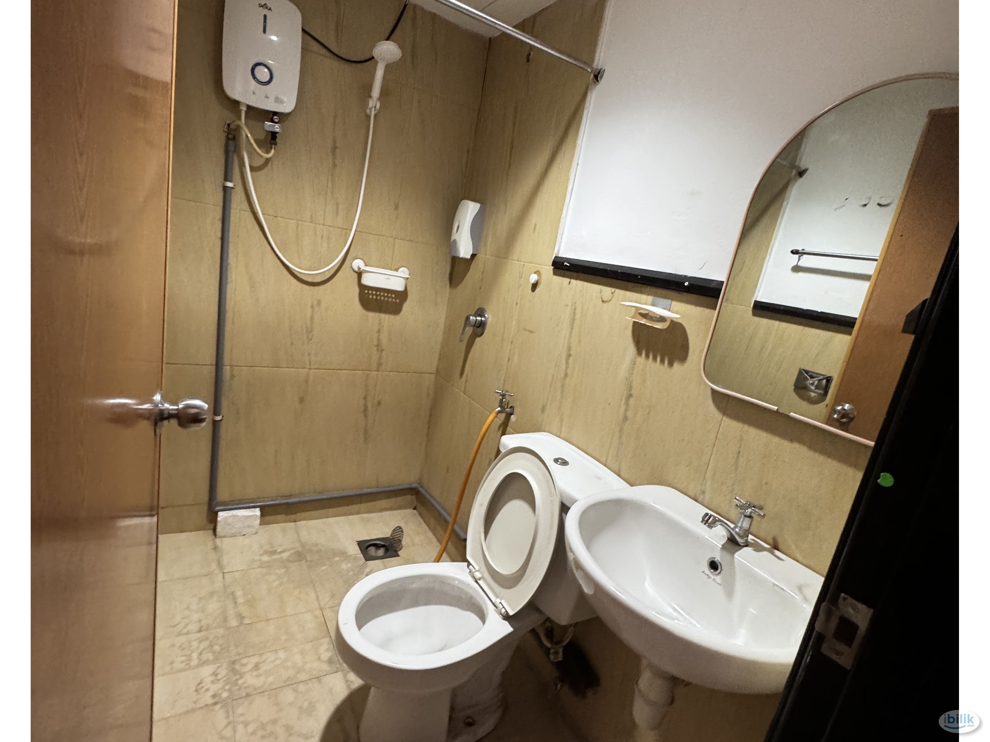 Opposite IOI Mall 🛍️🏬 Anthill Puchong Room with Private Bathroom for Rent Near IOI Boulevard, LRT and Bus Stop  🚝 - Image 3