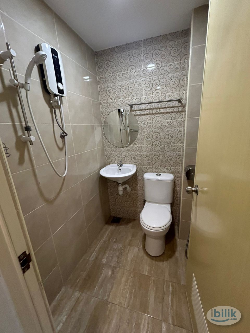 🚝🚶🏻‍♀️‍➡️5min to LRT Hang Tuah 🔥 Masteroom in BUKIT BINTANG😍❗️With Zero deposit🔥🔥 - Image 2