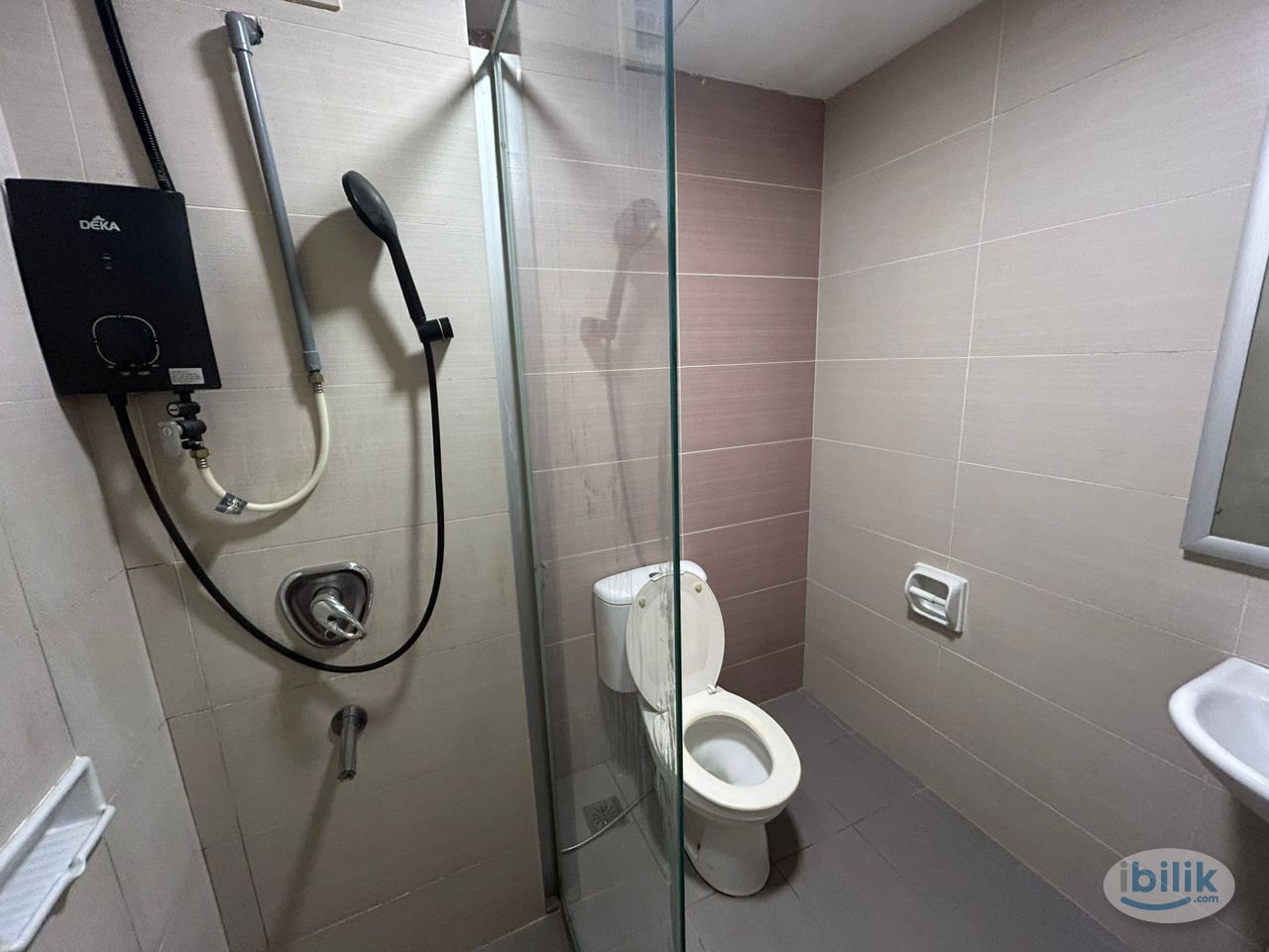 🚝3min to MRT Imbi🚝🔥Masteroom opposite LALAPORT🔥 0 DEPOSIT 🔥 Move in IMMEDIATELY ‼️ Private Room in @BUKIT BINTANG‼️🔥 - Image 4