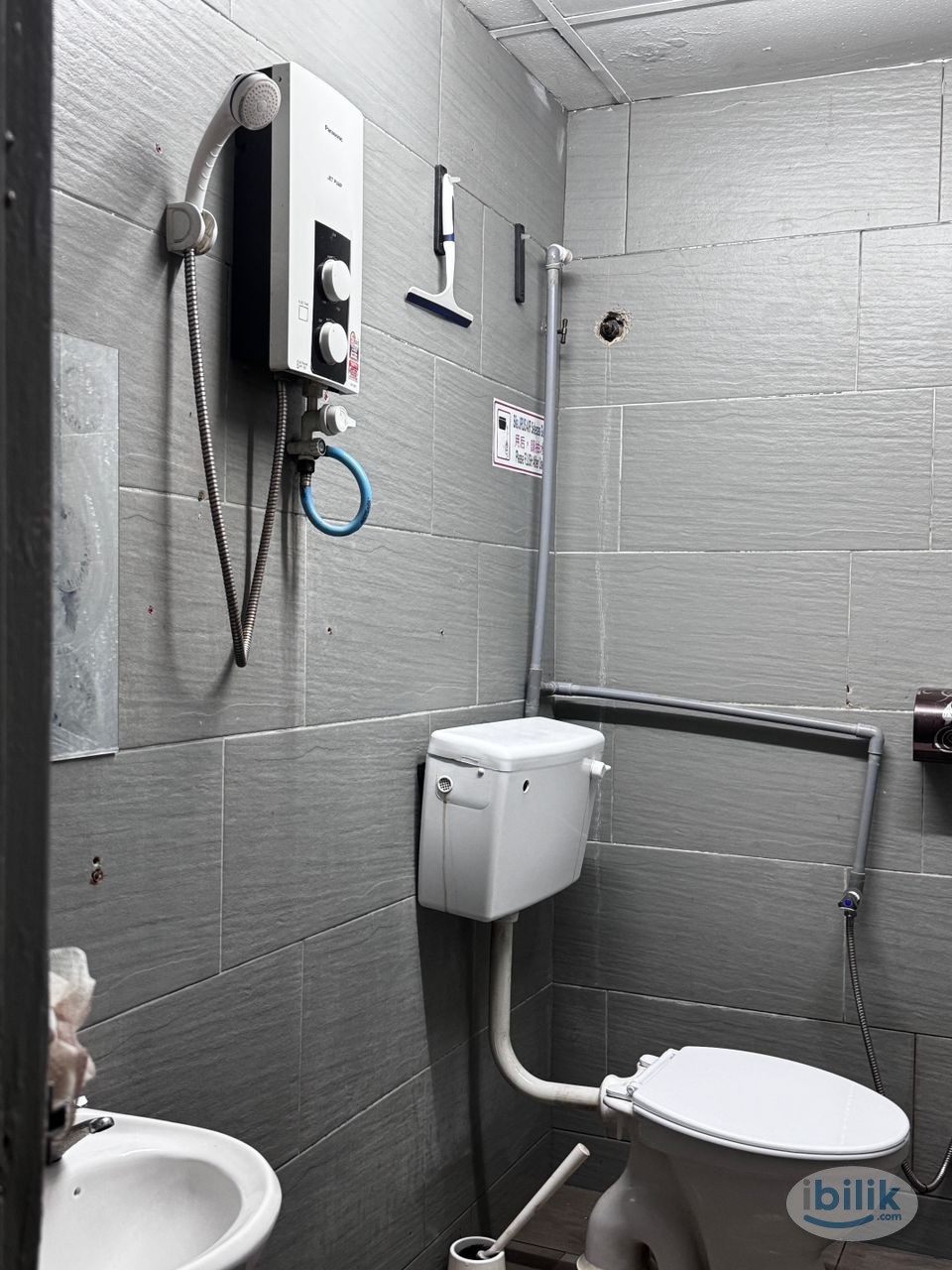 🚶WALKING DISTANCE TO LRT SUBANG💰PROMOTION PERIOD💵ZERO DEPOSIT APPLY🤩PRIVATE SINGLE ROOM FOR RENT - Image 3