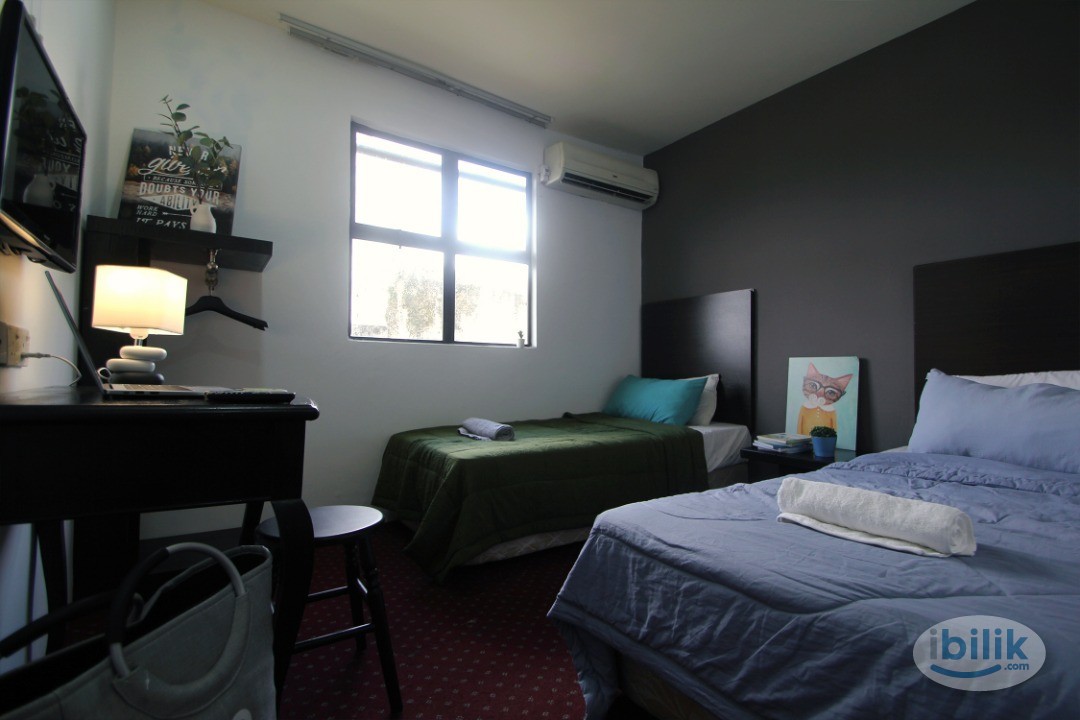 😲 [RM 300 BOOKING FEES‼️‼️] Super CoLiving Master Room for RENT at Puchong 🎈🎈  Puchong, Selangor - Image 1