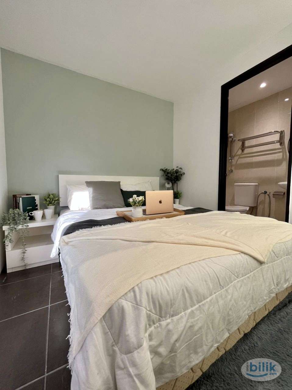 😲 [ NO DEPOSIT‼️‼️ ] CoLiving Master Room for RENT at Damansara Perdana🎈🎈 - Image 1