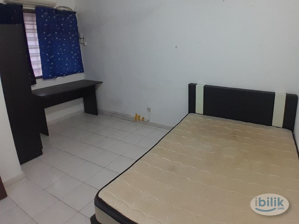 [PJS 10 House] Medium Room with Aircond Rent Near BRT Mentari, Sunway Pyramid - Image 1