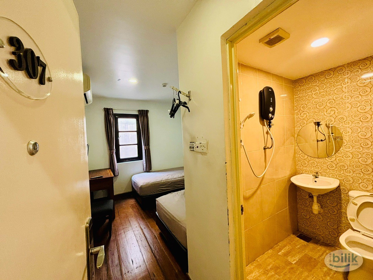 Co Living Hotel Room For Long Term Rent, Walking Distance To Hang Tuah LRT & Monorail - Image 5