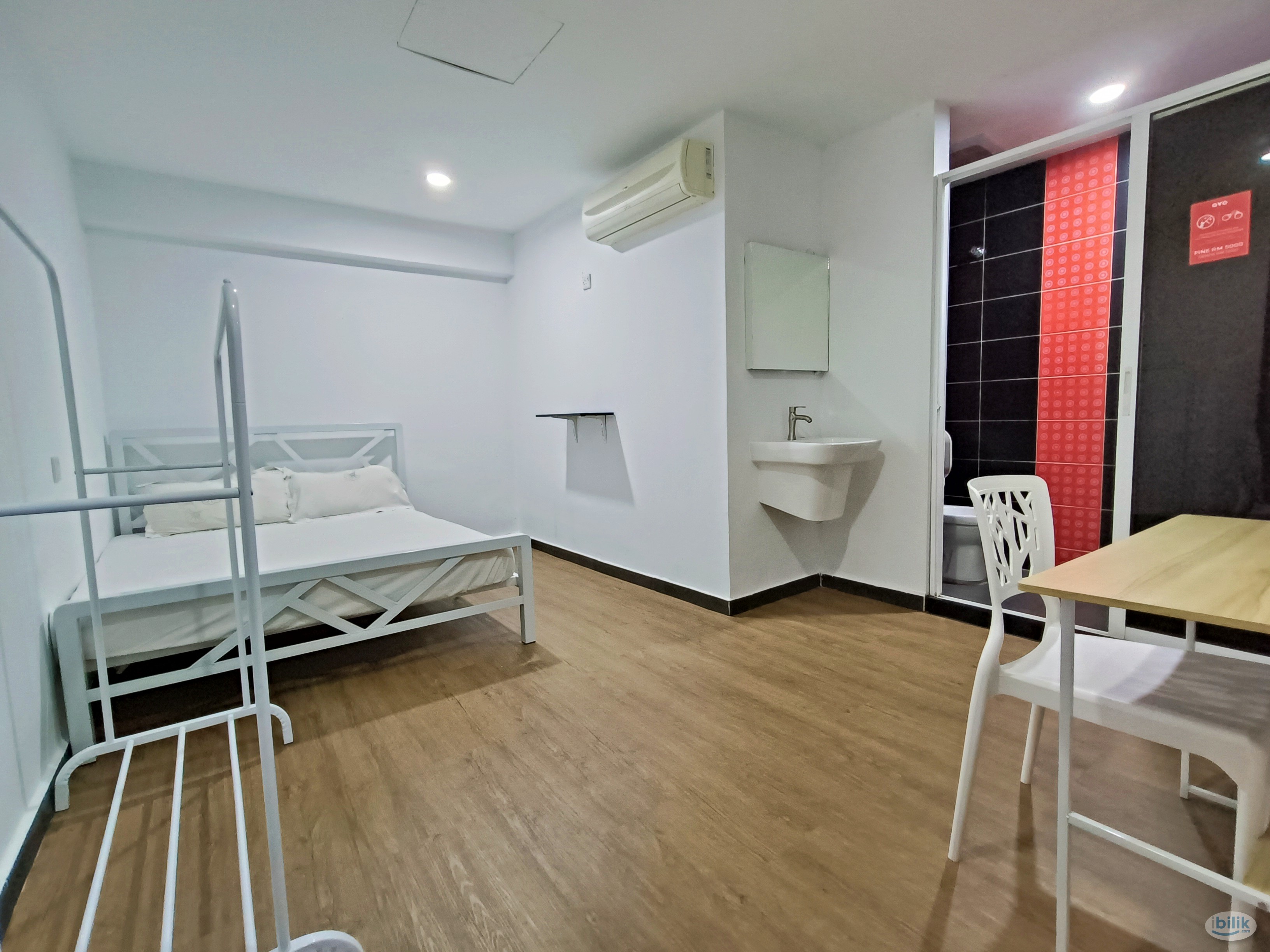 😲 [ZERO DEPOSIT ‼️‼️] Super CoLiving Master Room for RENT at SS4, Kelana Jaya🎈🎈 - Image 1