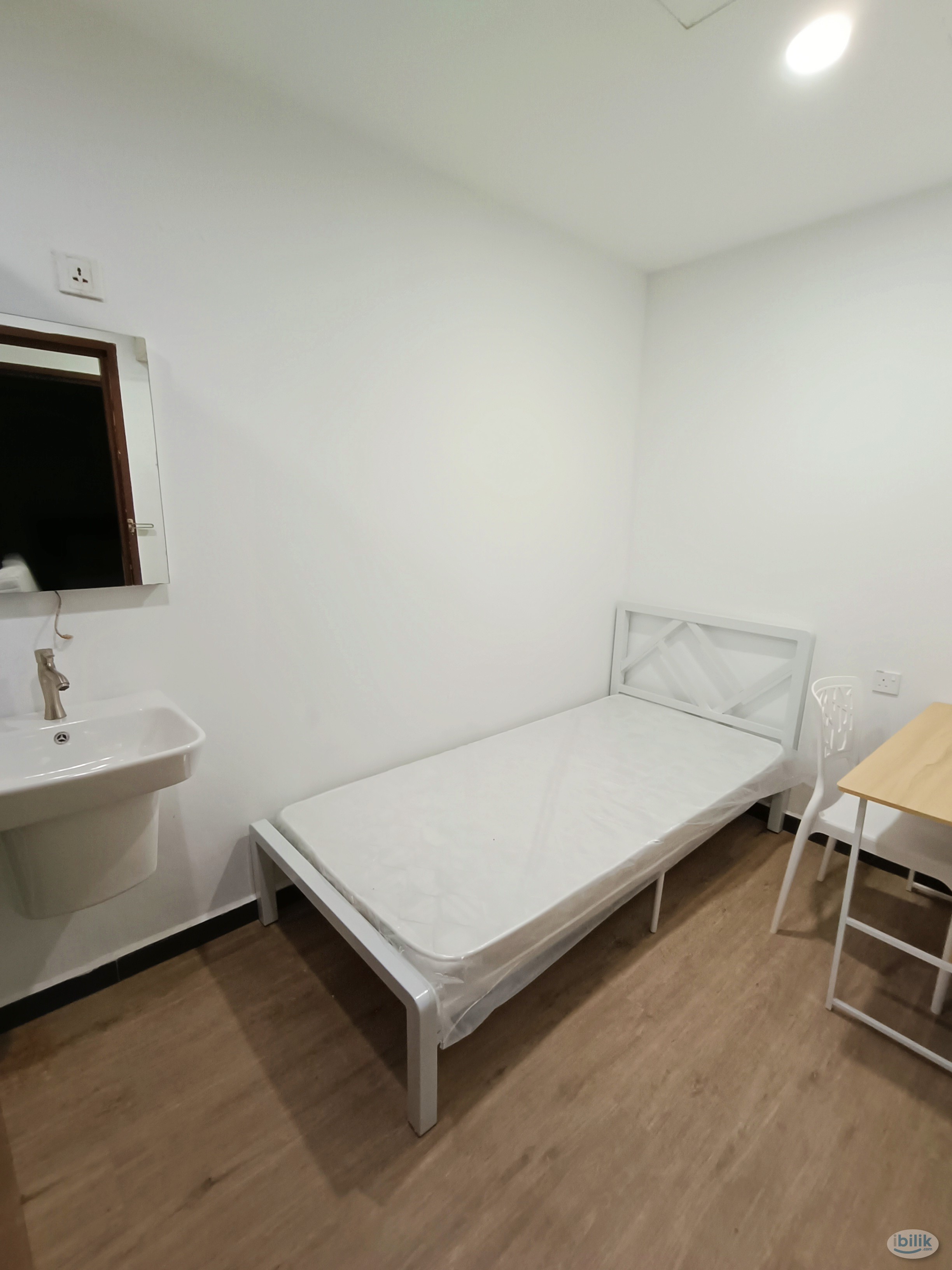 😲 [RM300 BOOKING FEE ‼️‼️] Super CoLiving Master Room for RENT at SS4, Kelana Jaya🎈🎈 - Image 2