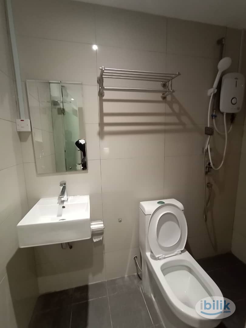 [LOW DEPOSIT‼‼] [ SUPER COMFORTABLE ROOM😍😍]  Master Room at Bukit Bintang, KL City Centre - Image 4