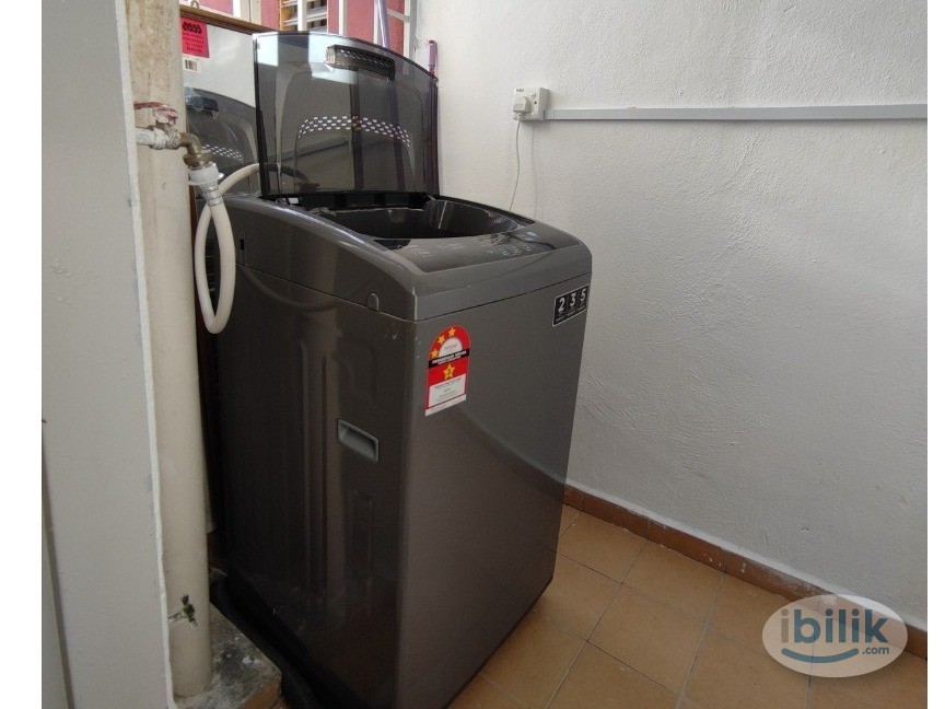 Single Room at Mentari Court 1, Bandar Sunway - Image 5