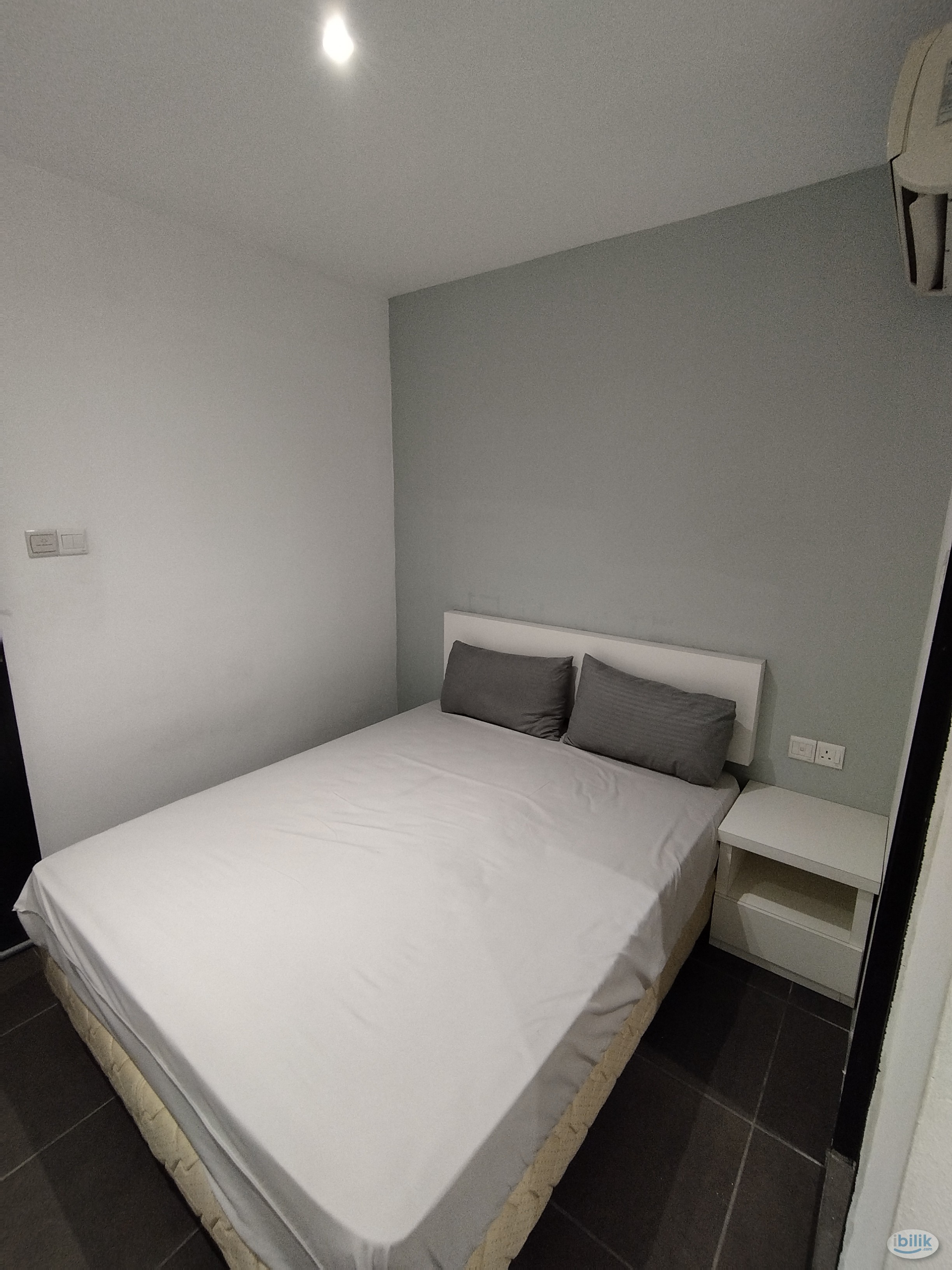 [‼️LOW DEPOSIT‼️] [🎈SUPER COMFORTABLE ROOM🎈] Master Room at Damansara Perdana, Petaling Jaya - Image 2