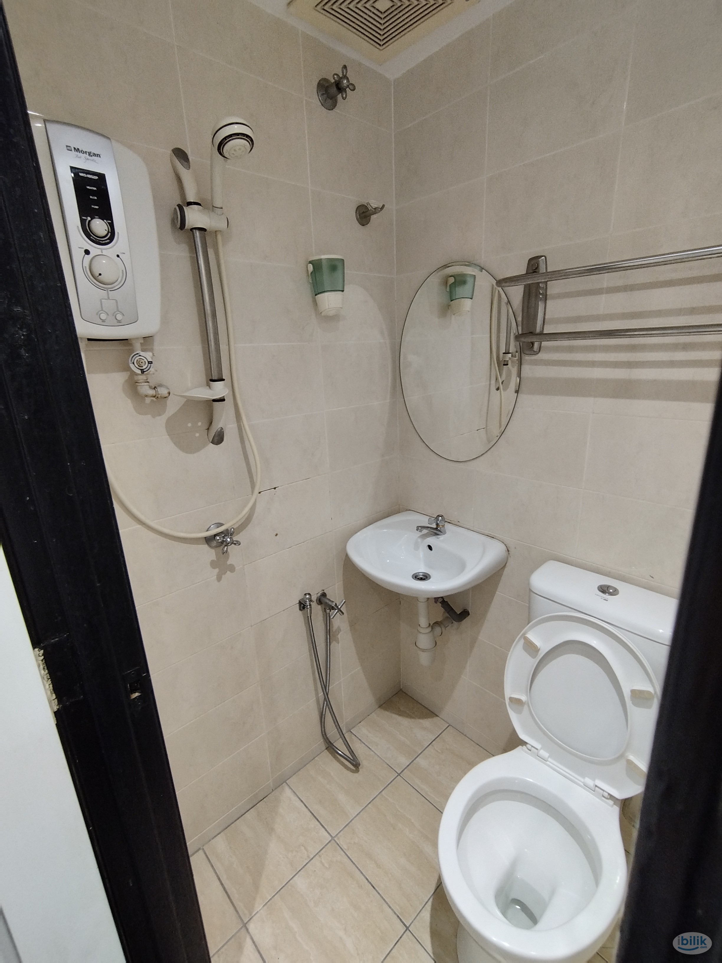 [❌ZERO DEPOSIT❌] [🎈SUPER COMFORTABLE ROOM🎈] Master Room at Damansara Perdana, Petaling Jaya - Image 2