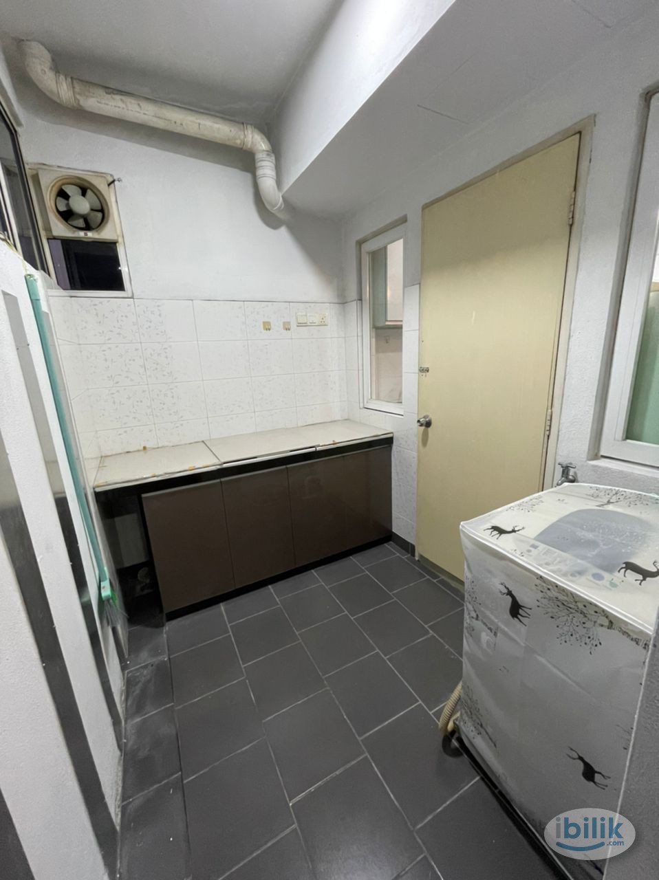 Master bedroom c/w bathroom for rent near MRT Kepong Baru - Image 3