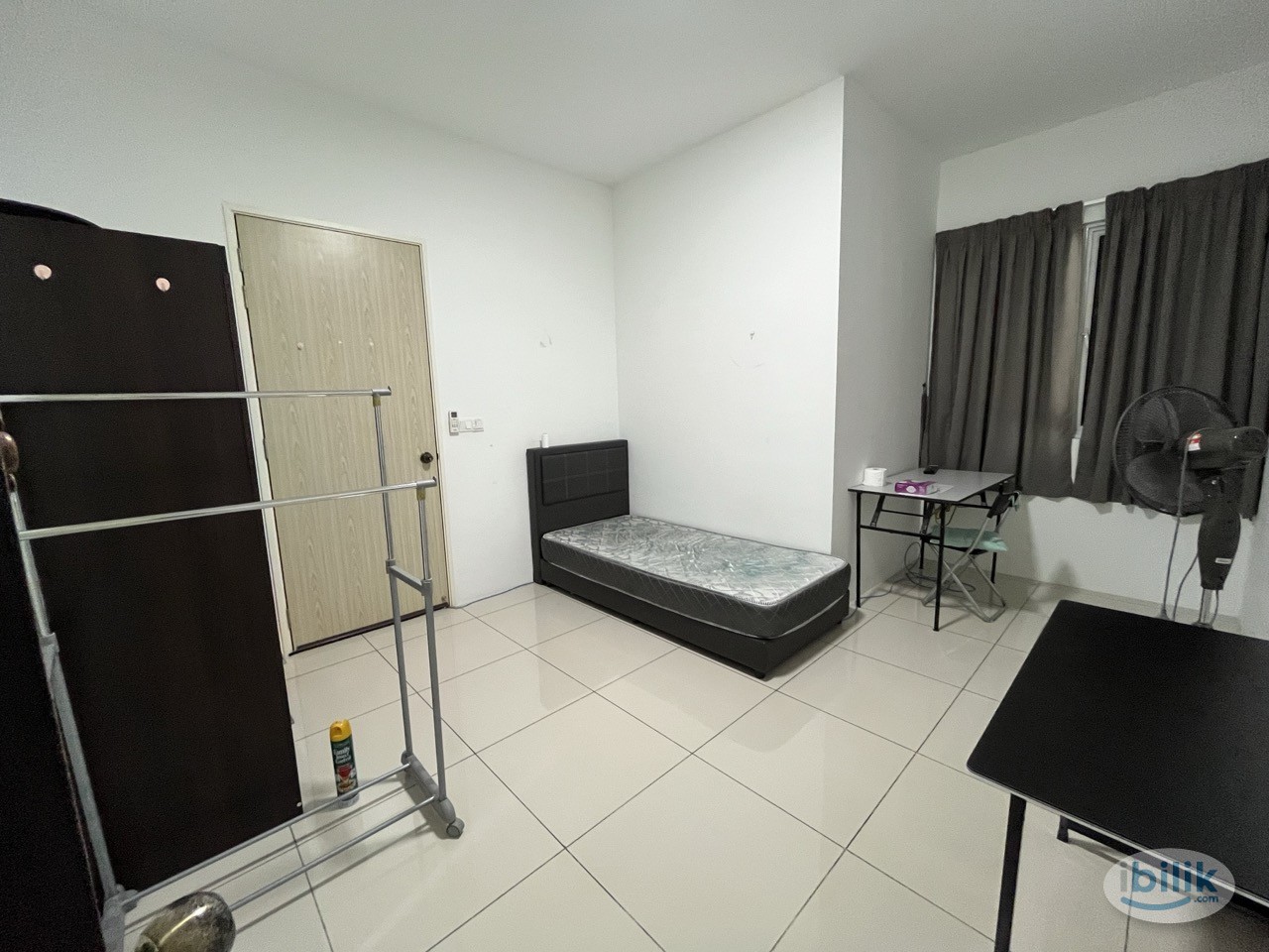 Common Room at The Clovers, Sungai Ara - Image 3