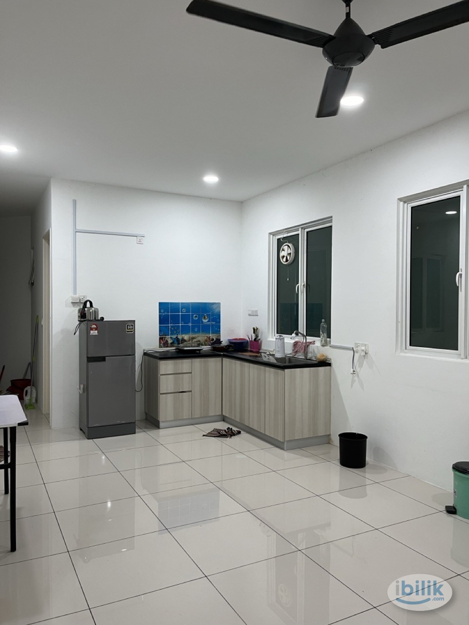 Common Room at The Clovers, Sungai Ara - Image 5