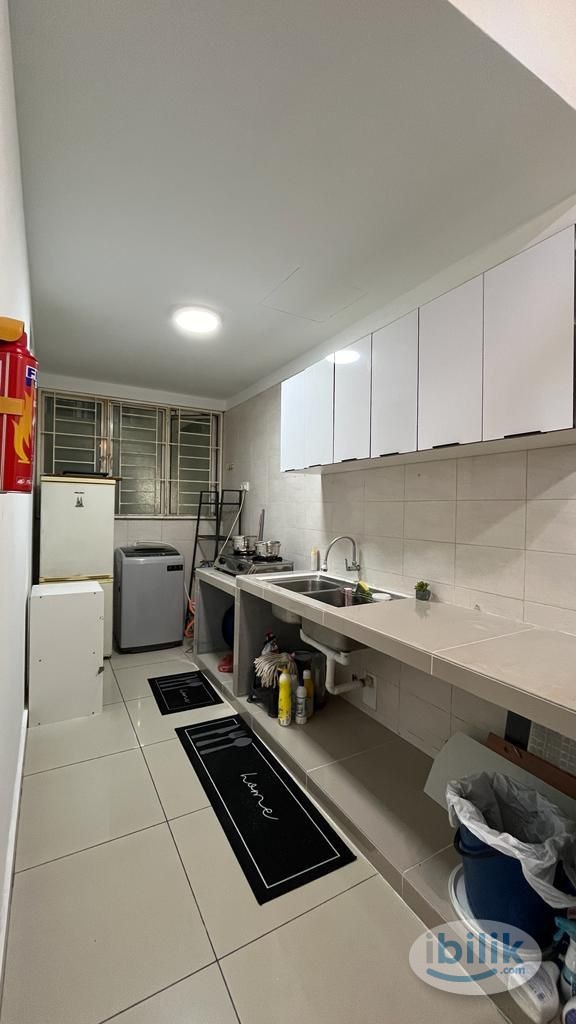 Single Room at Impian Meridian, UEP Subang Jaya - Image 2