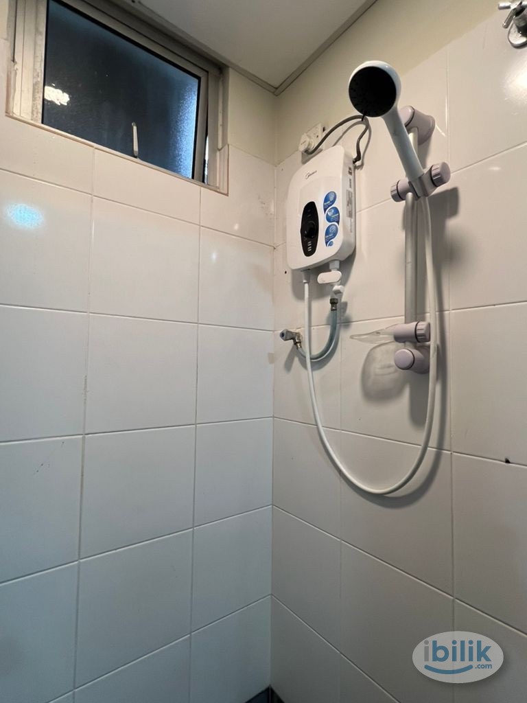 Raya Offer ❗ FEMALE Unit Room for Rent near LRT USJ 21 Subang Jaya - Image 4